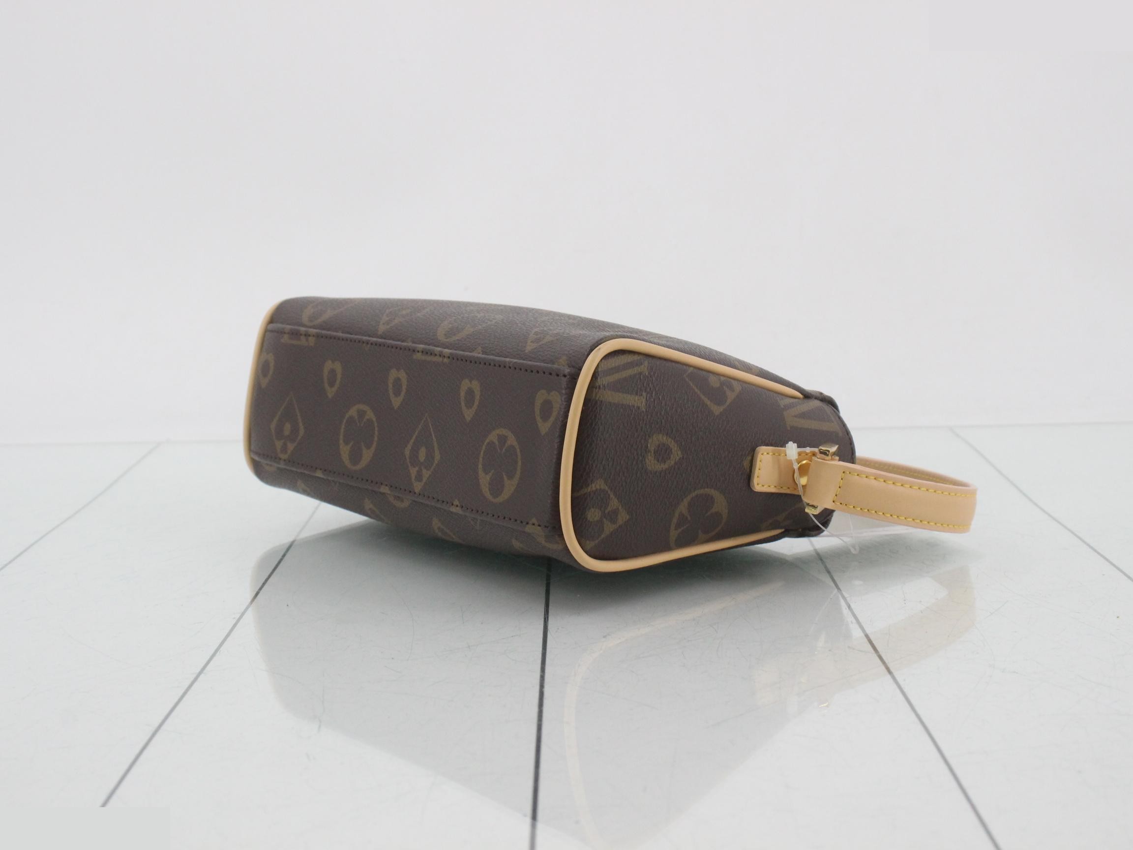 Diana logo all-over print, brown, W21 H13 D7.5 — view 6