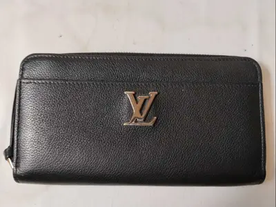 Lockme Long Wallet Noir M62622 Wallet