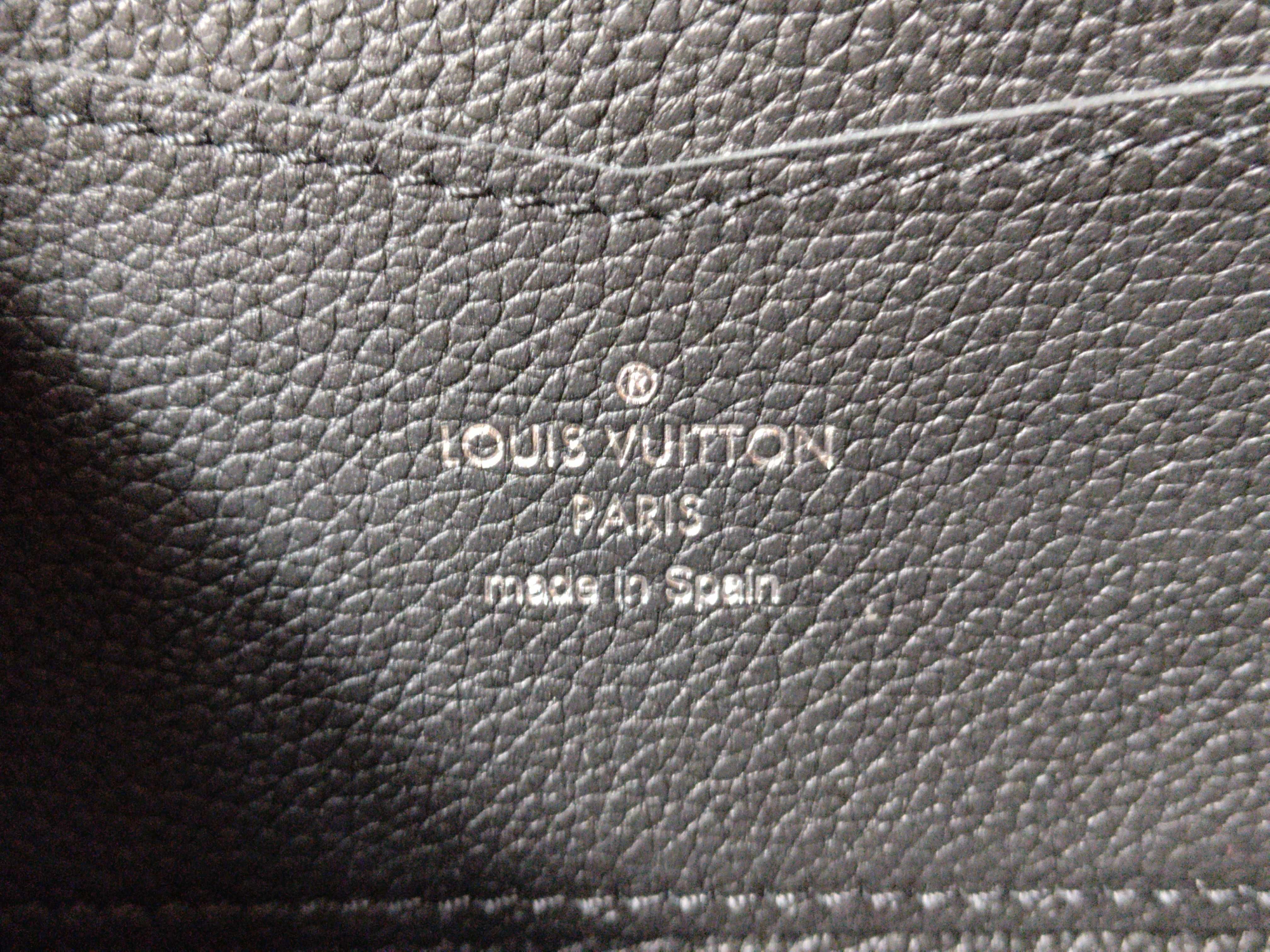 Lockme Long Wallet Noir M62622 Wallet — view 12