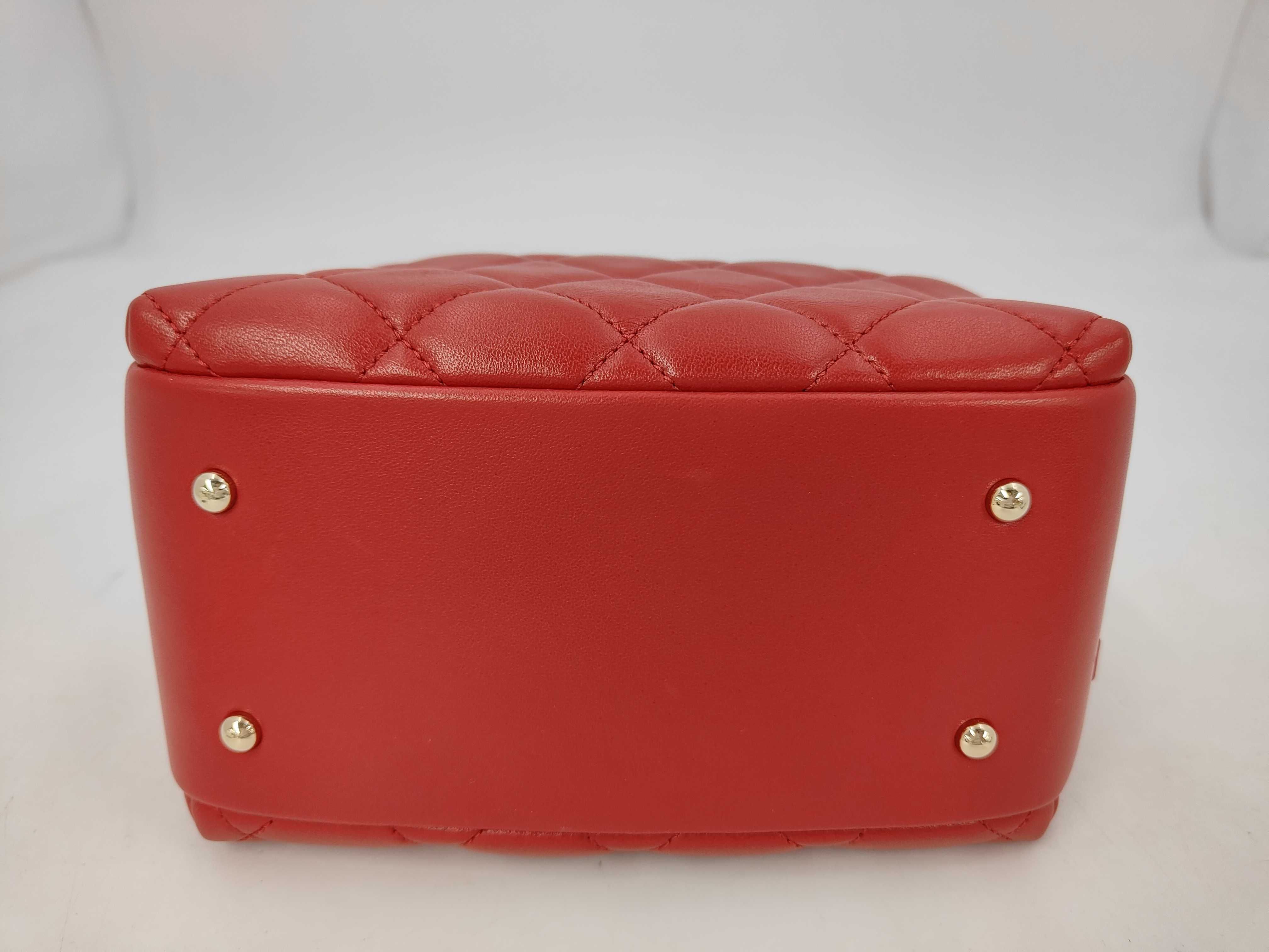 Trendy CC Chain Shoulder Bag (Serial No. 29) — view 3