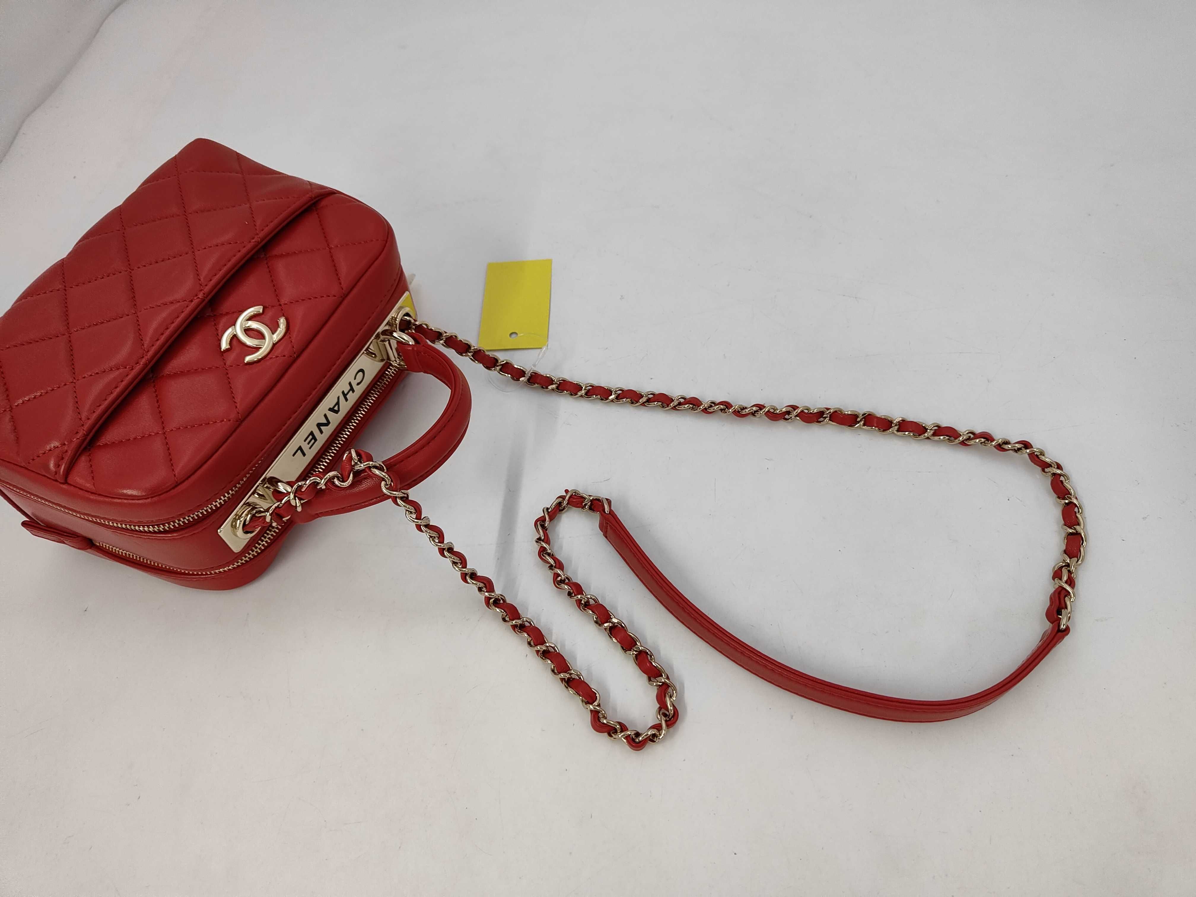 Trendy CC Chain Shoulder Bag (Serial No. 29) — view 5