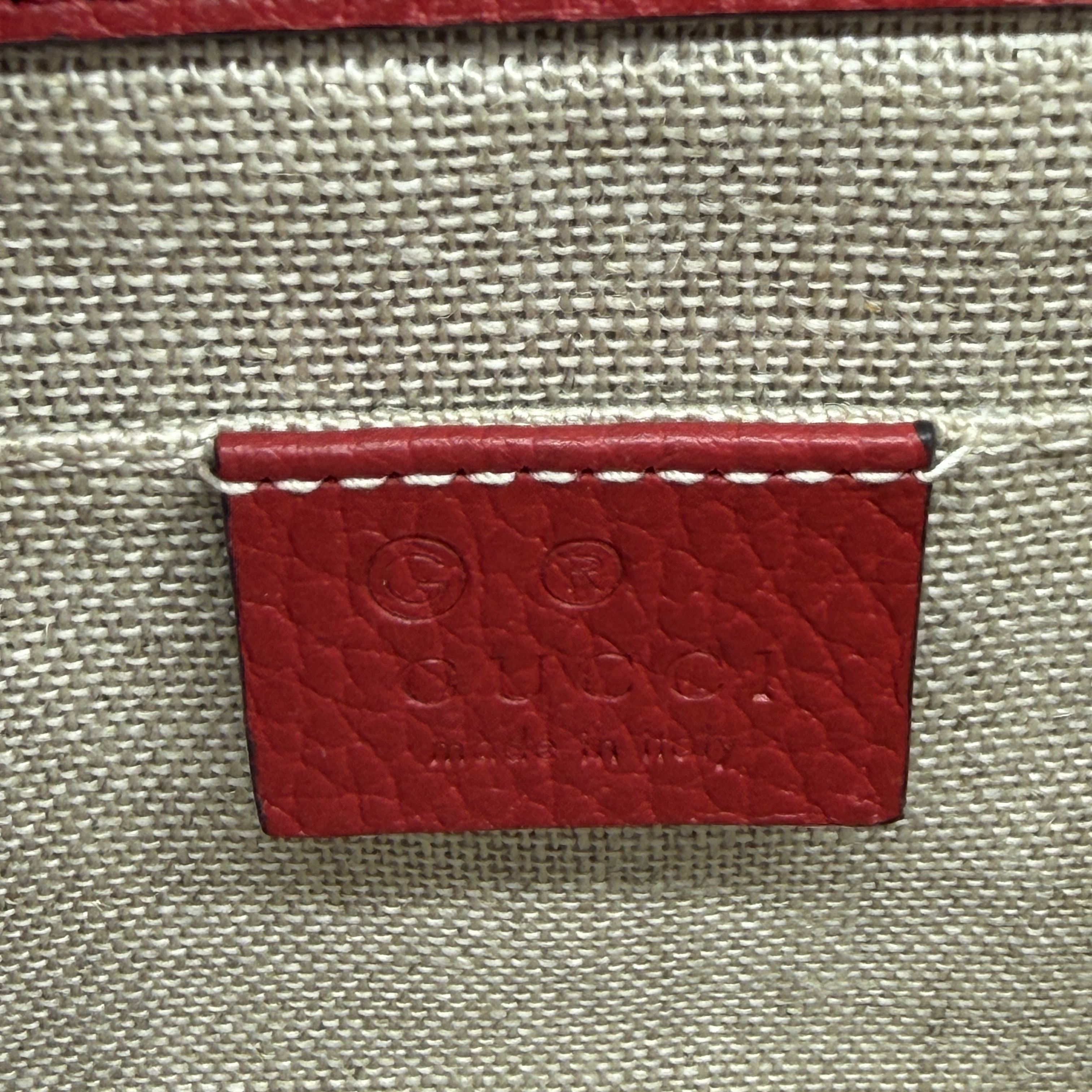 Interlocking G Shoulder Bag — view 11