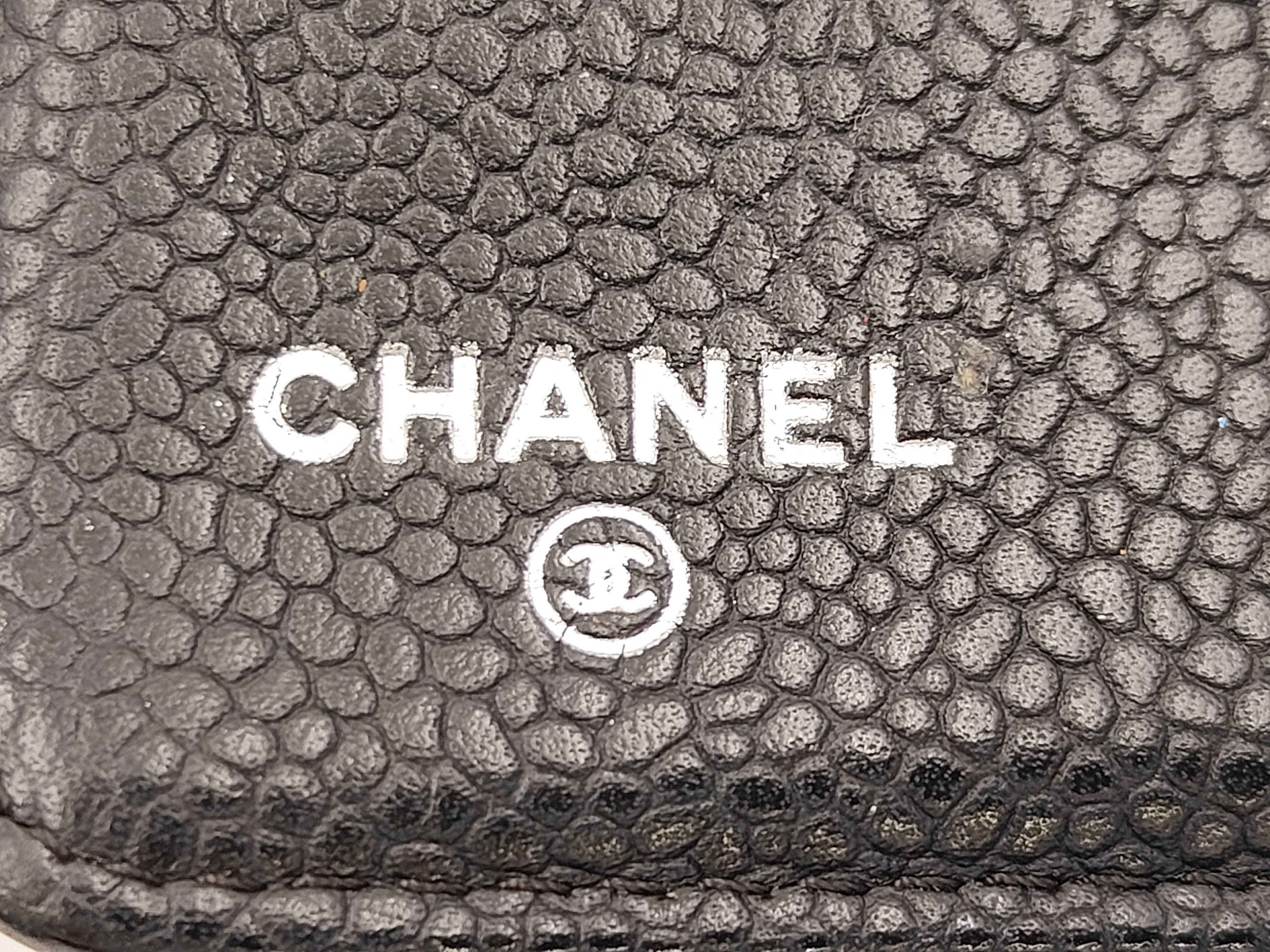 Matelassé Caviar Leather Wallet — view 5