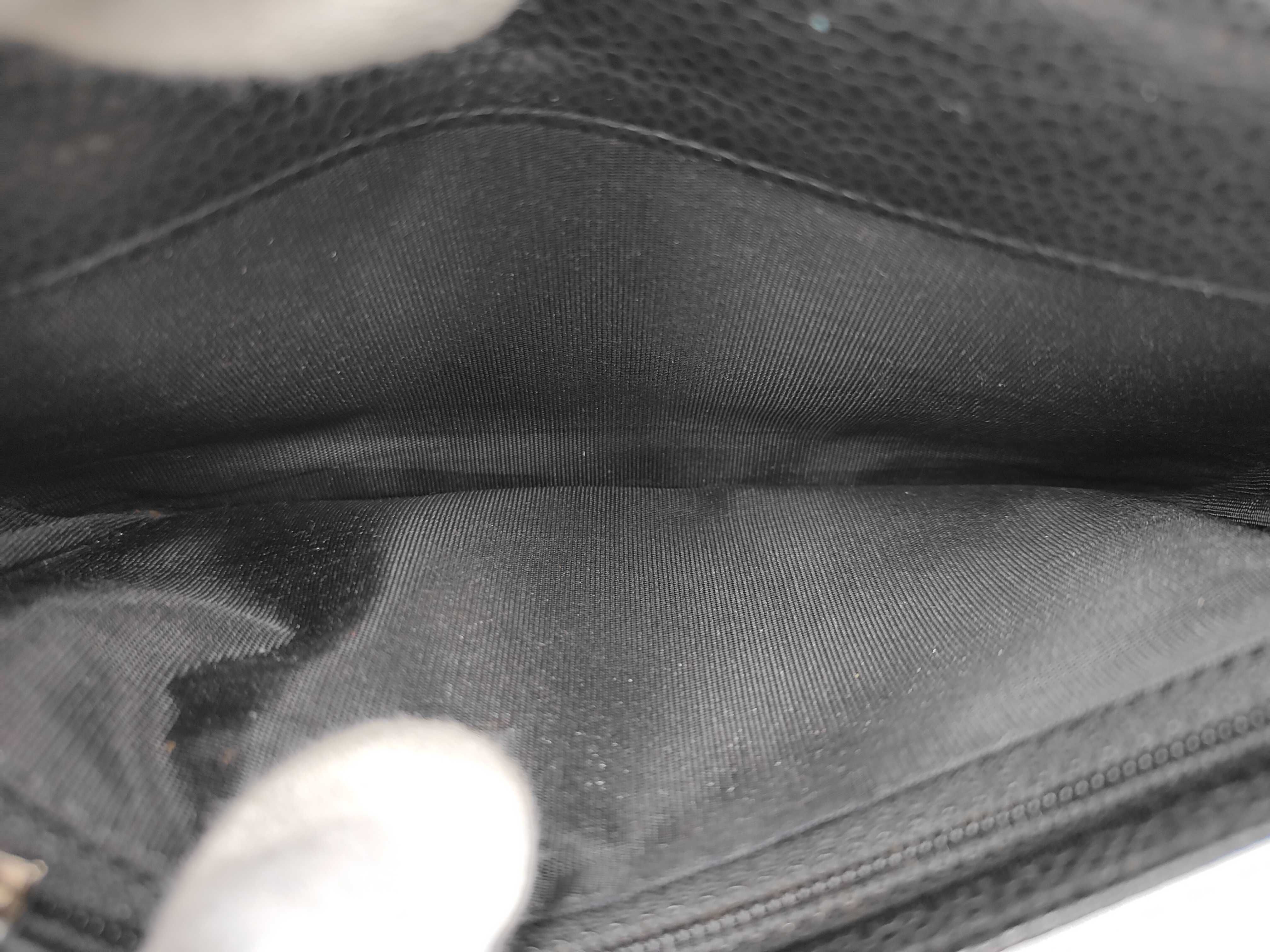 Matelassé Caviar Leather Wallet — view 7