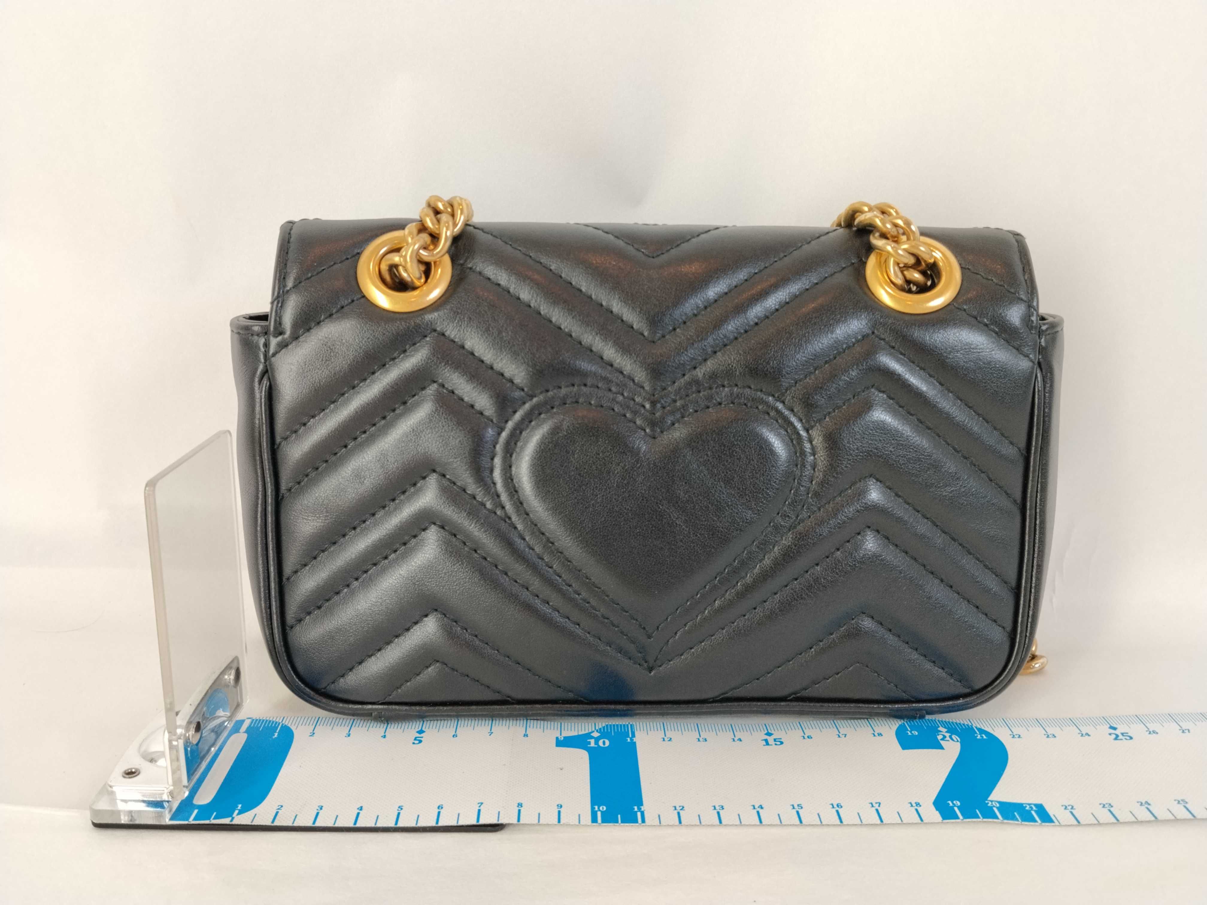 Marmont 22 Gold Retro Double G Embossed Leather Chain Flap Bag Shoulder & Crossbody Bag — view 2