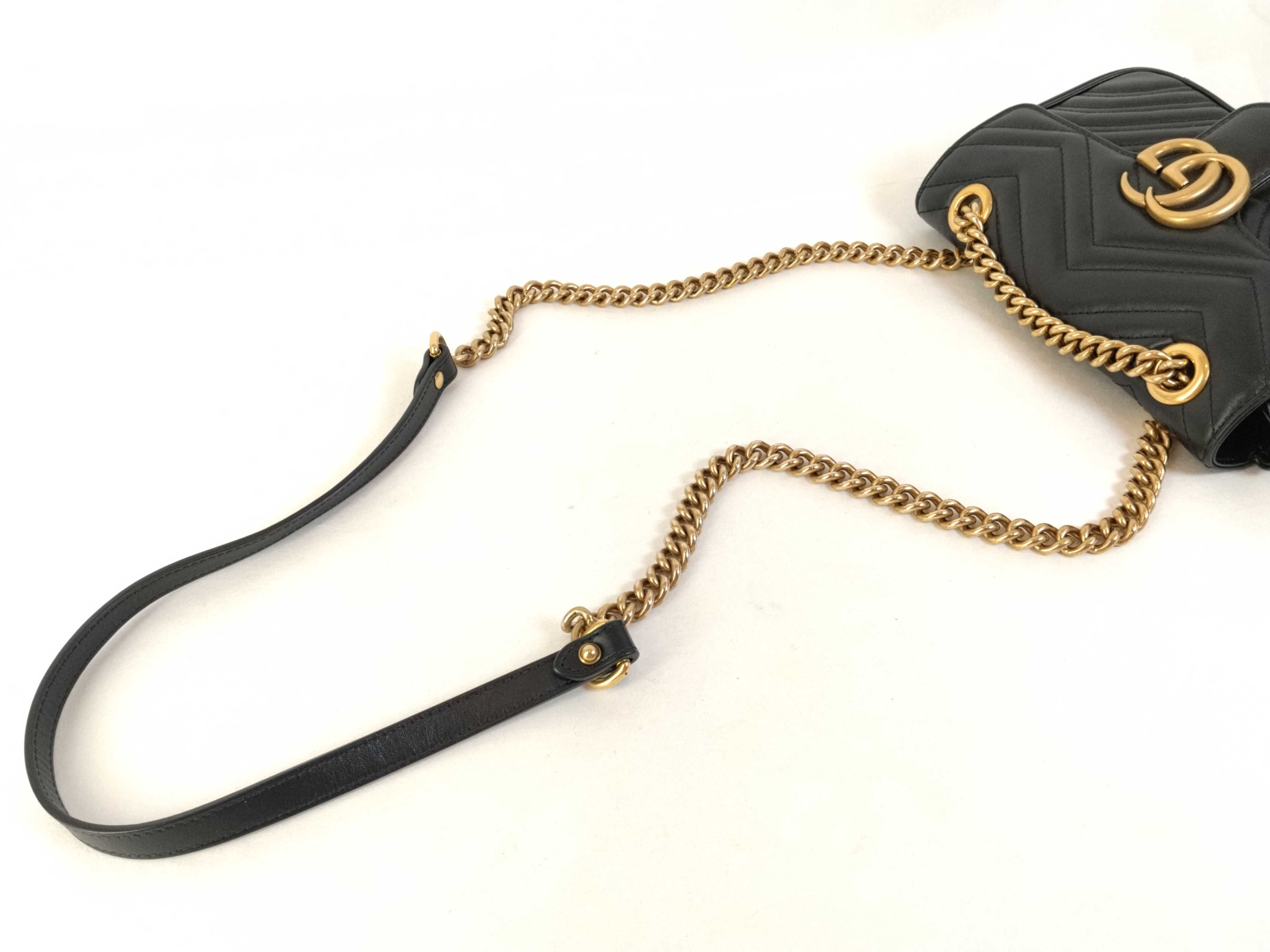 Marmont 22 Gold Retro Double G Embossed Leather Chain Flap Bag Shoulder & Crossbody Bag — view 3