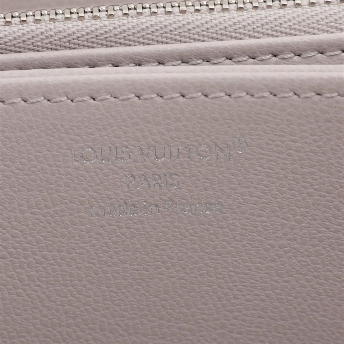 Monogram Empreinte Zippy Wallet M13700 Bloom Grey Round Zip Wallet (RFID detected) — view 11