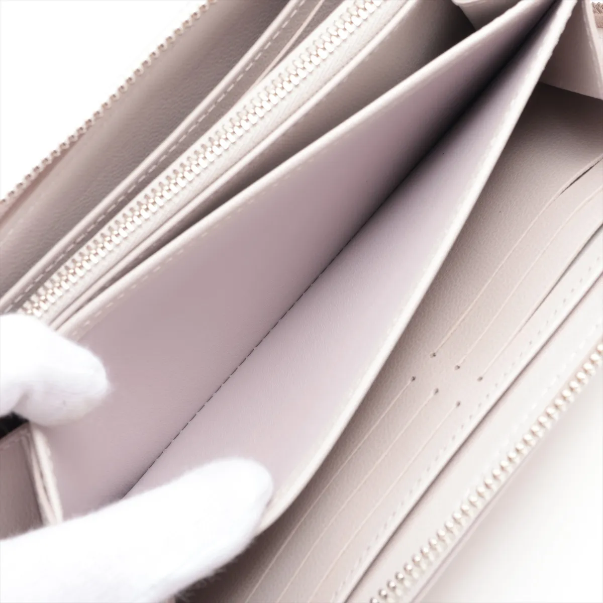 Monogram Empreinte Zippy Wallet M13700 Bloom Grey Round Zip Wallet (RFID detected) — view 7