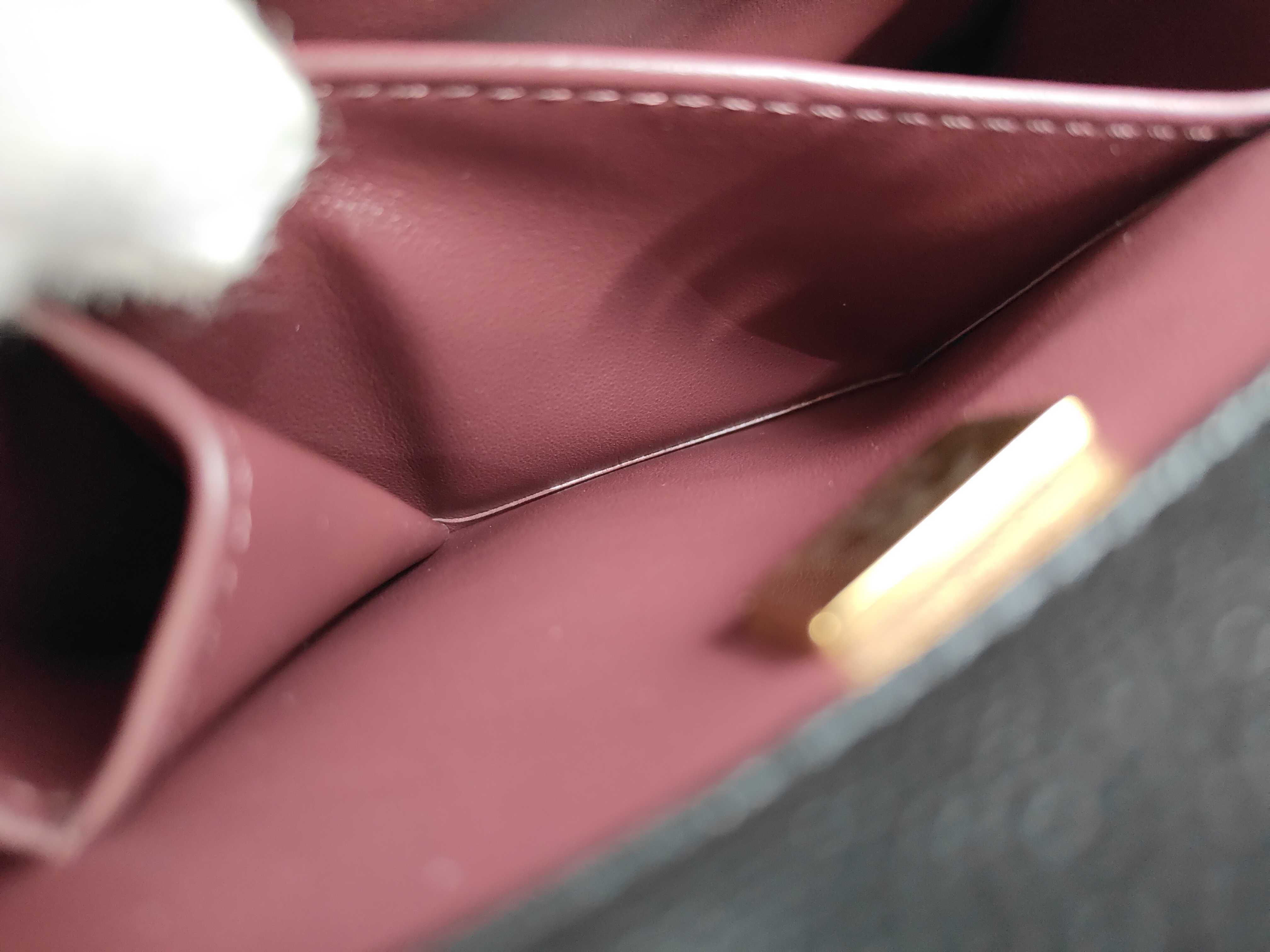 Caviar Skin Coco Handle Handbag — view 11