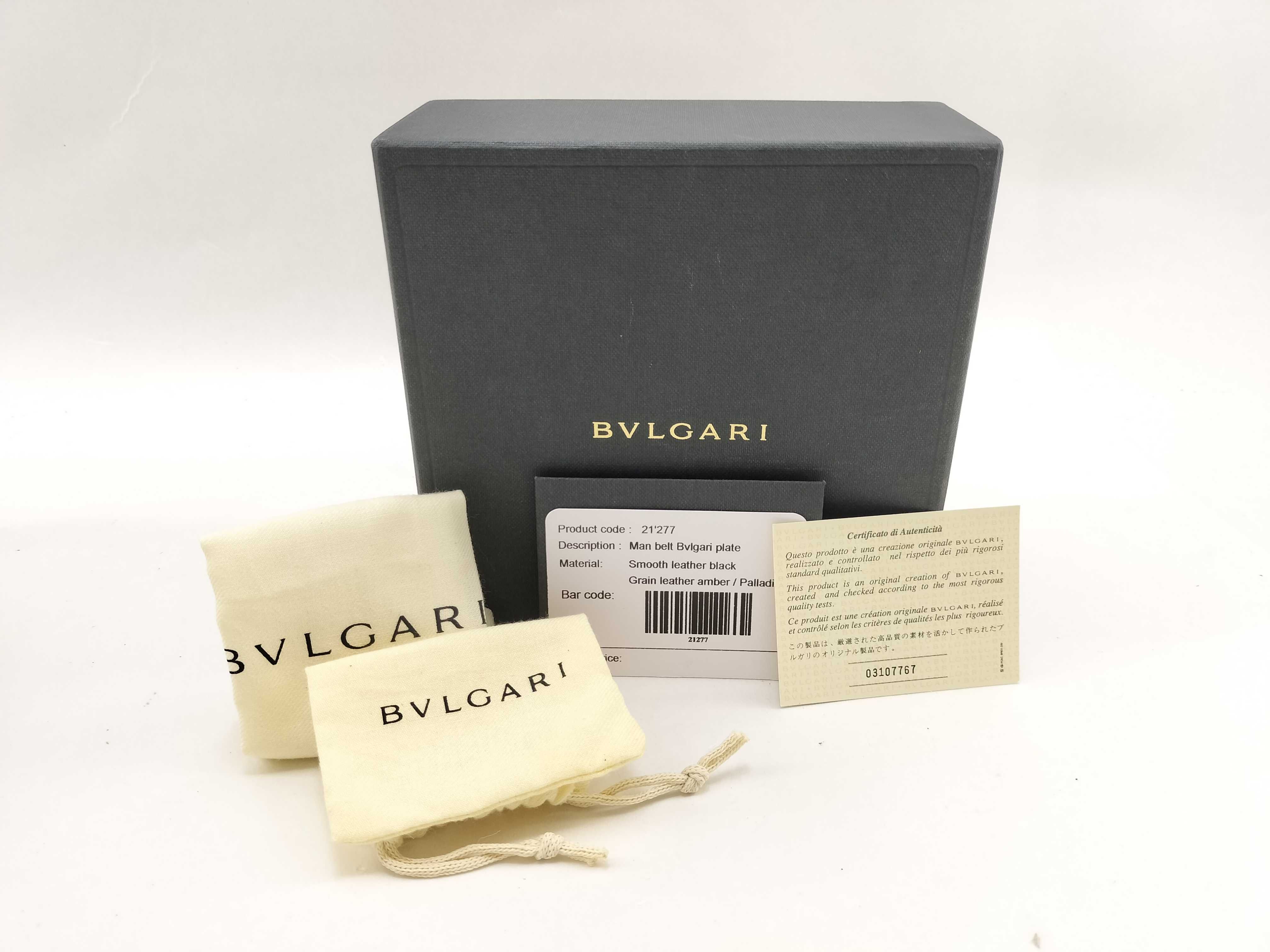 logo leather belt. Includes box, dust bags x2, booklets x2. — view 11