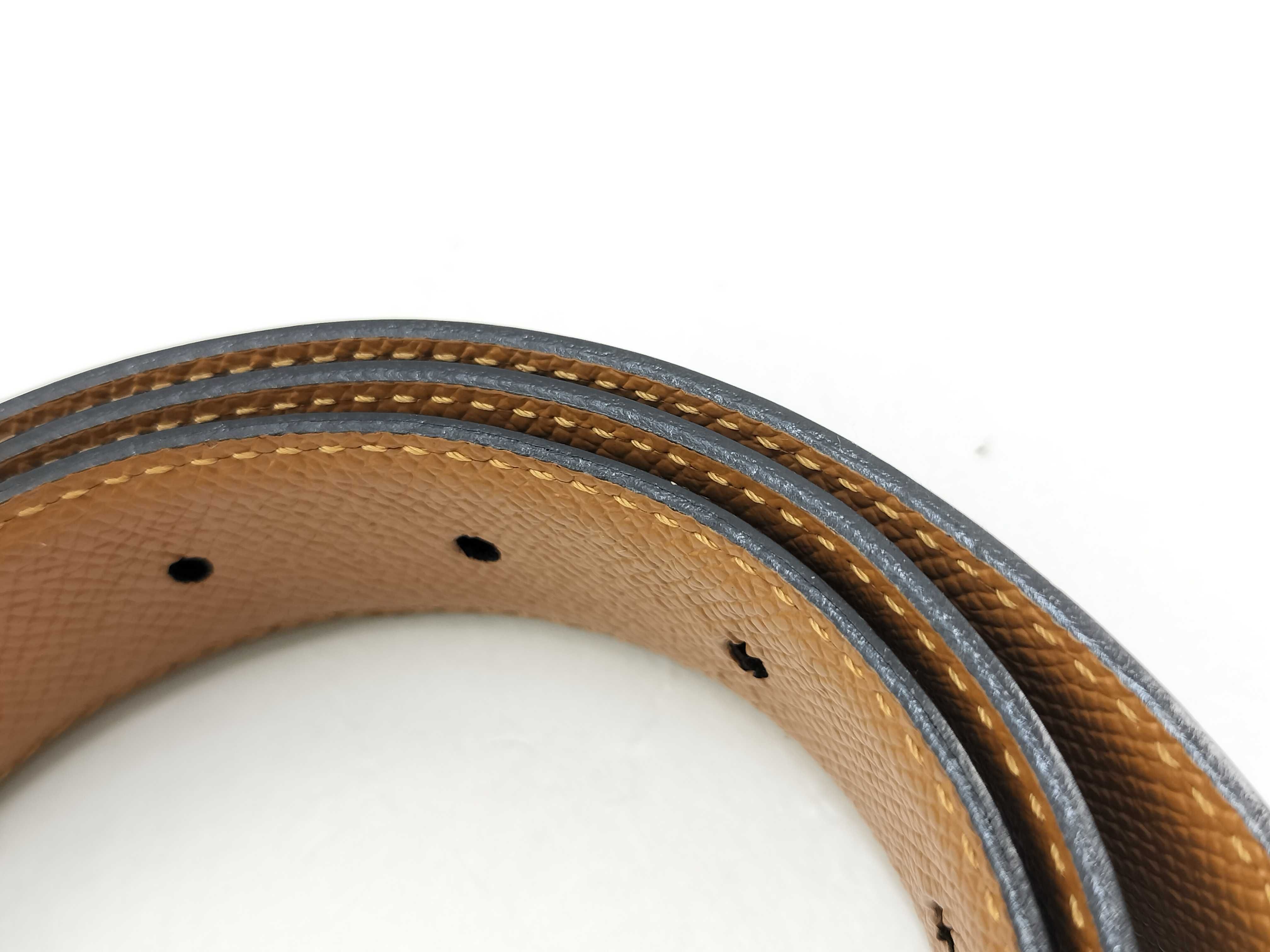 logo leather belt. Includes box, dust bags x2, booklets x2. — view 8