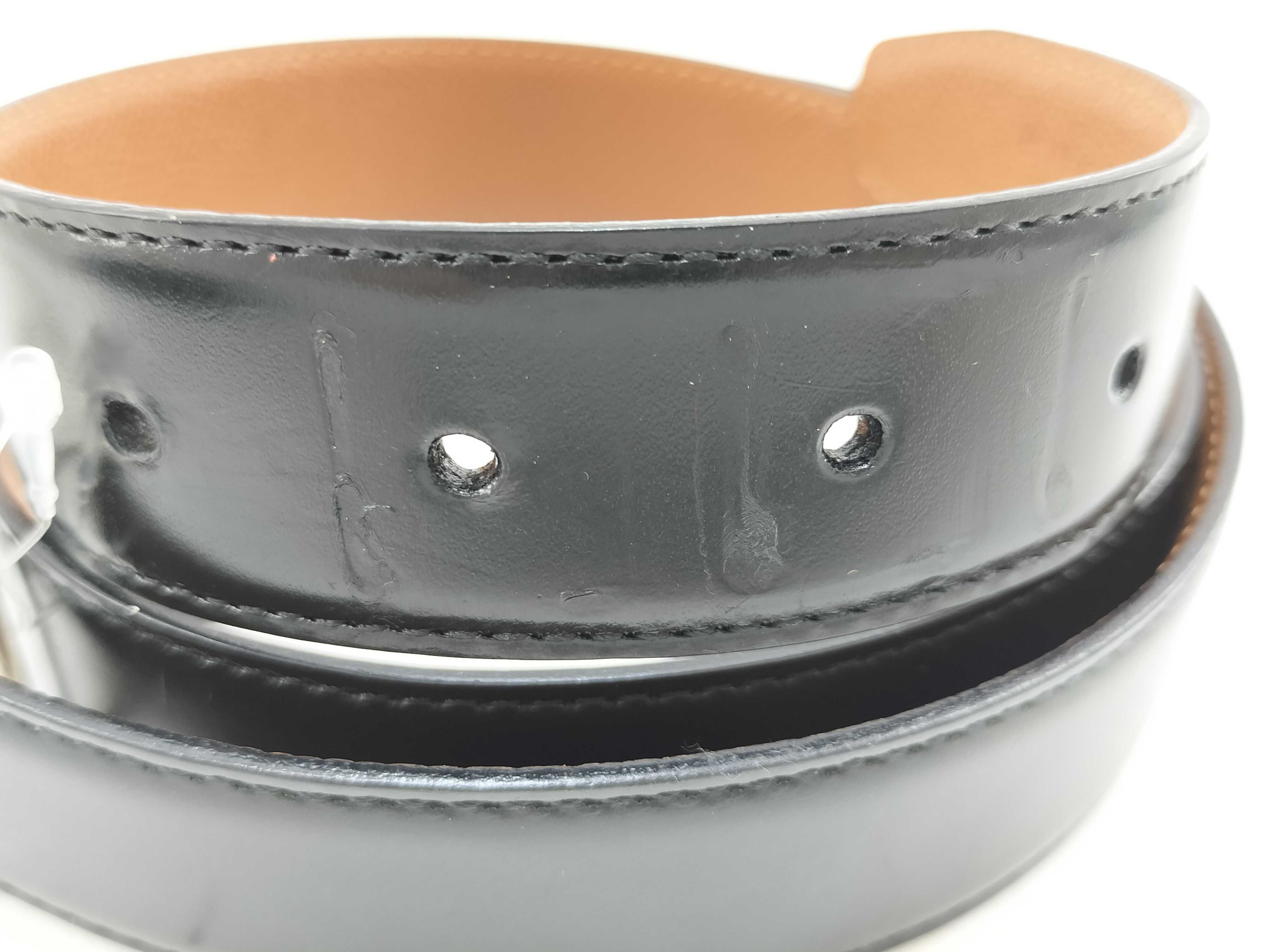 logo leather belt. Includes box, dust bags x2, booklets x2. — view 9