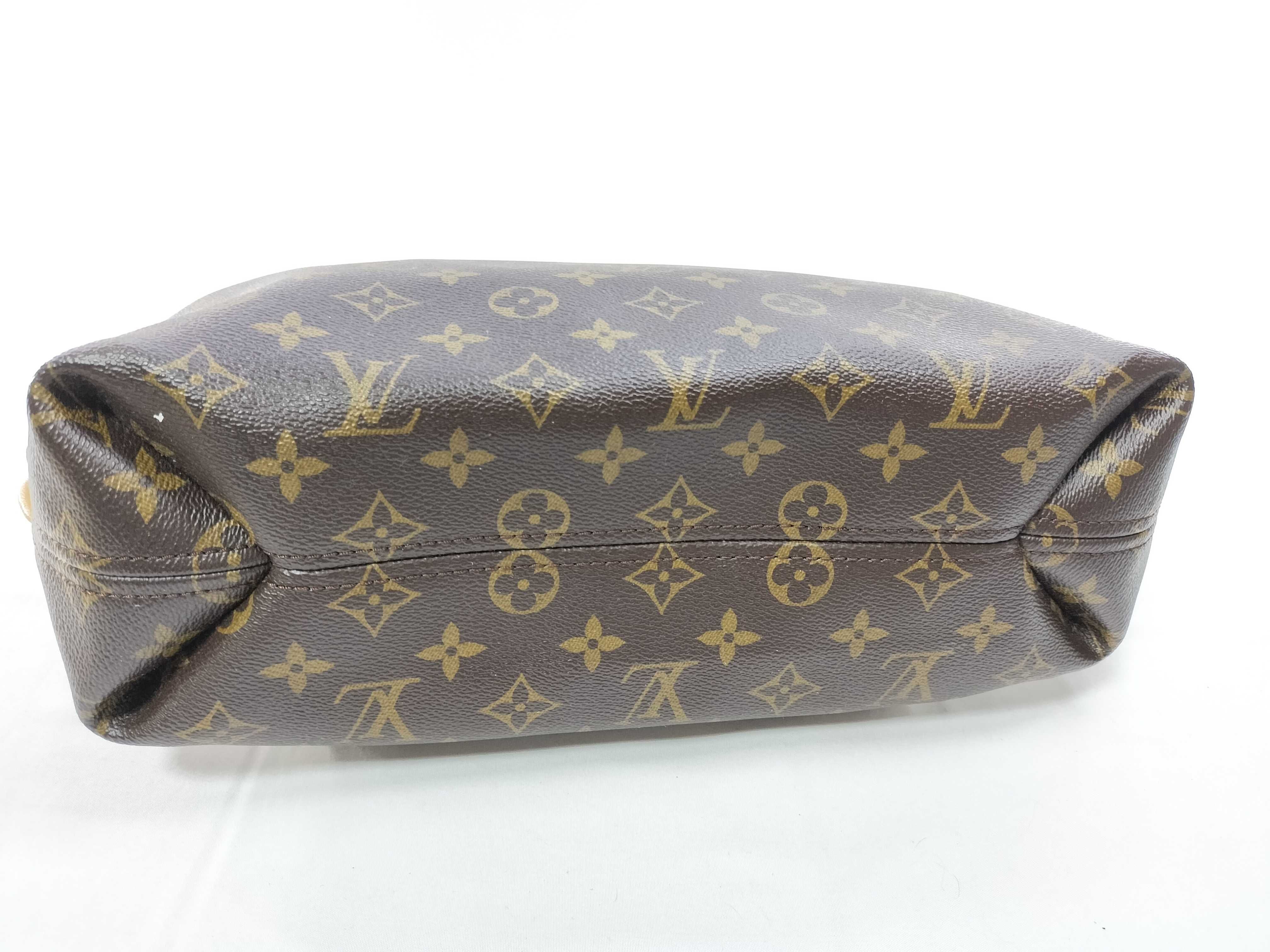 Monogram Suli MM One-Shoulder Bag M40587 Shoulder Bag — view 8