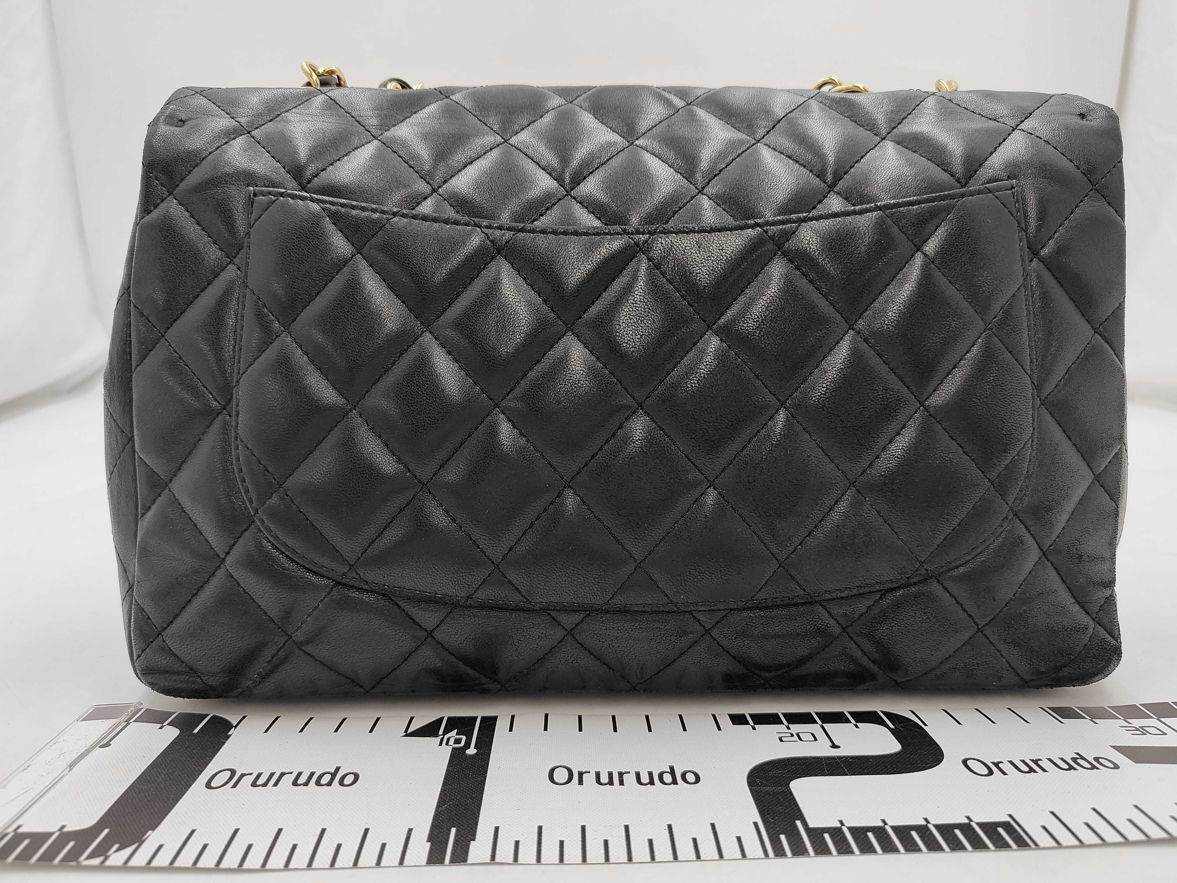 Matelassé 30 Lambskin Double Chain Shoulder Bag — view 2
