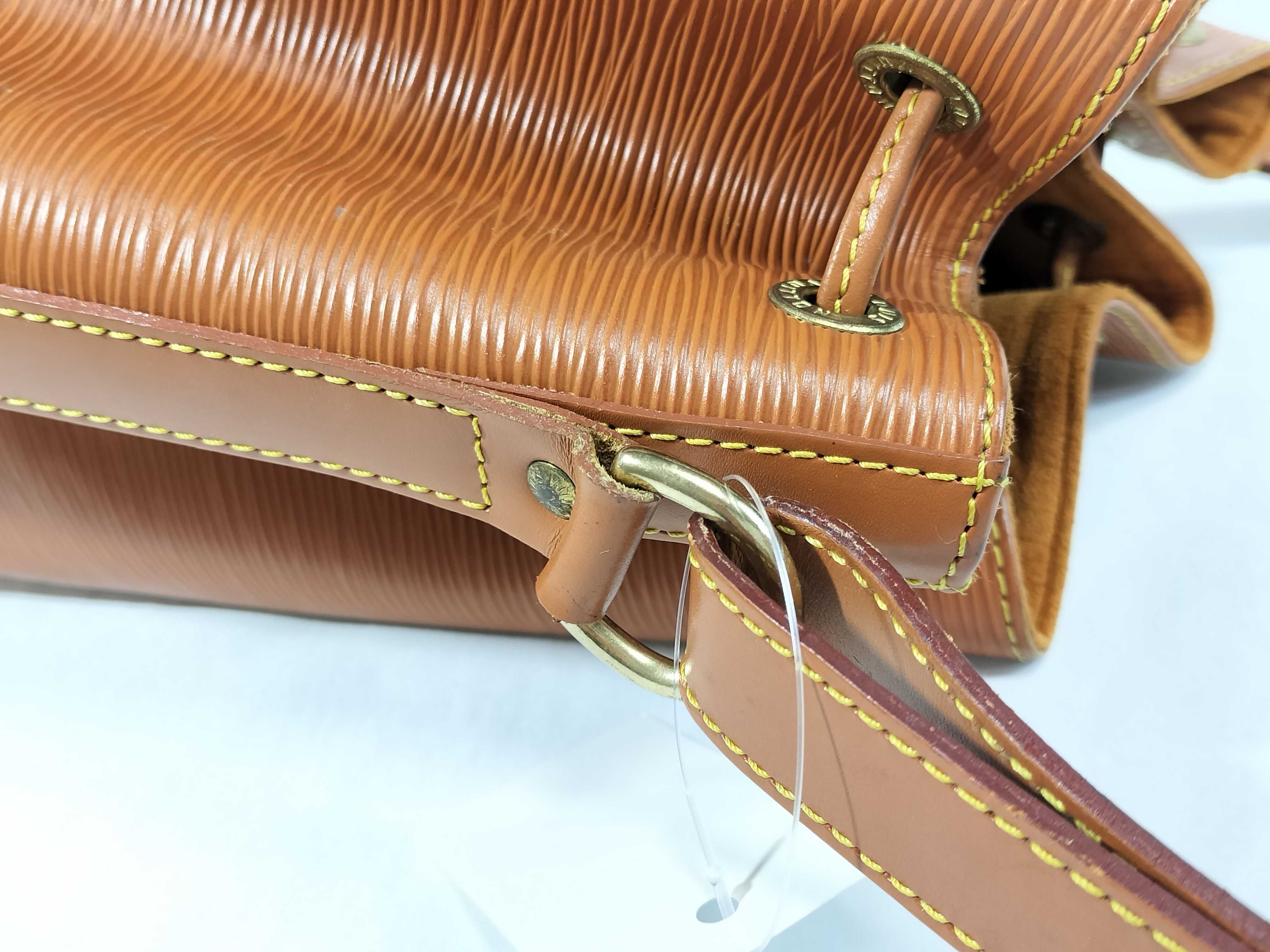 Epi Petit Noé M44103 Shoulder Bag — view 5