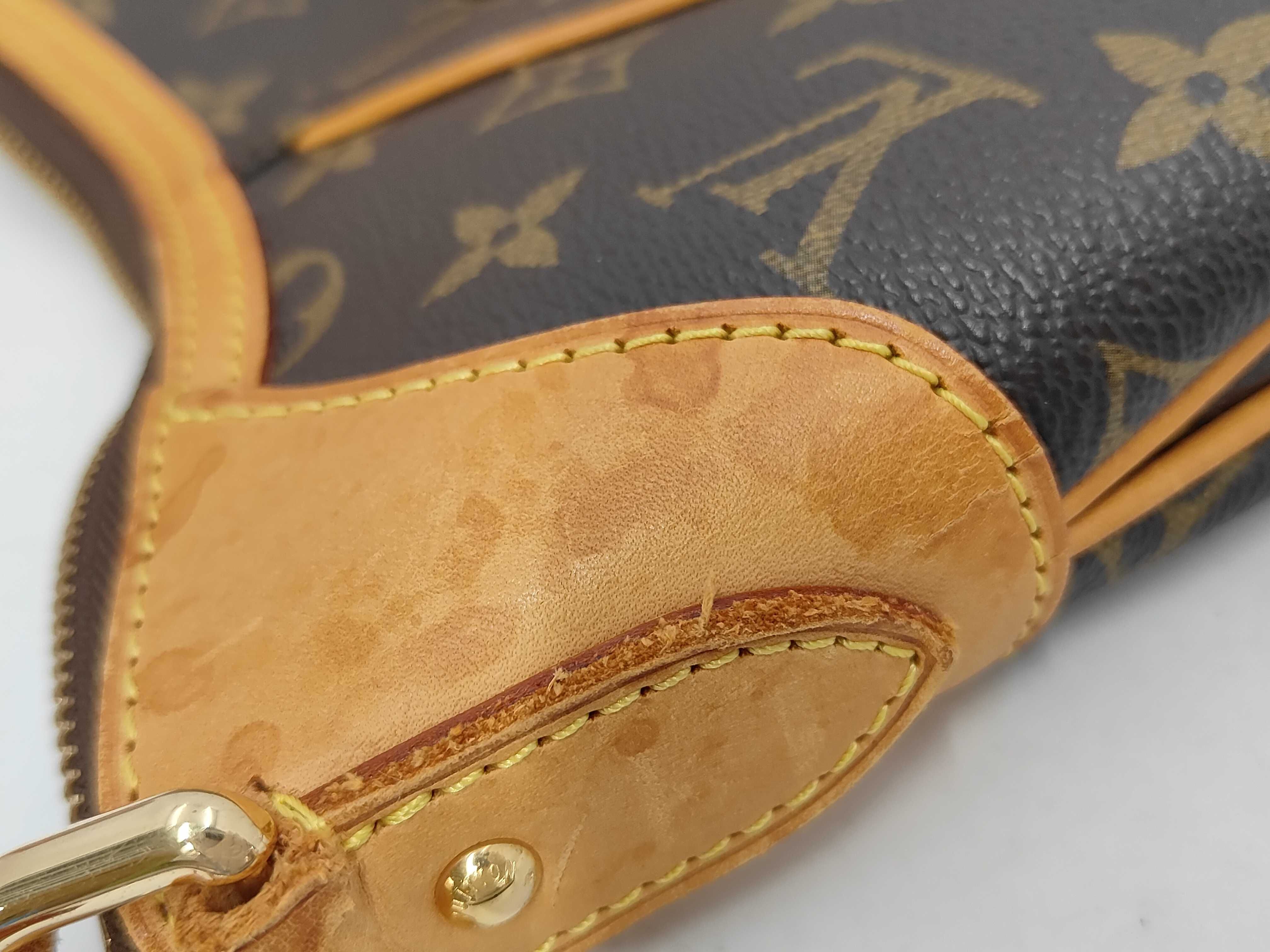 Monogram Thames PM Shoulder Bag M56384 — view 11