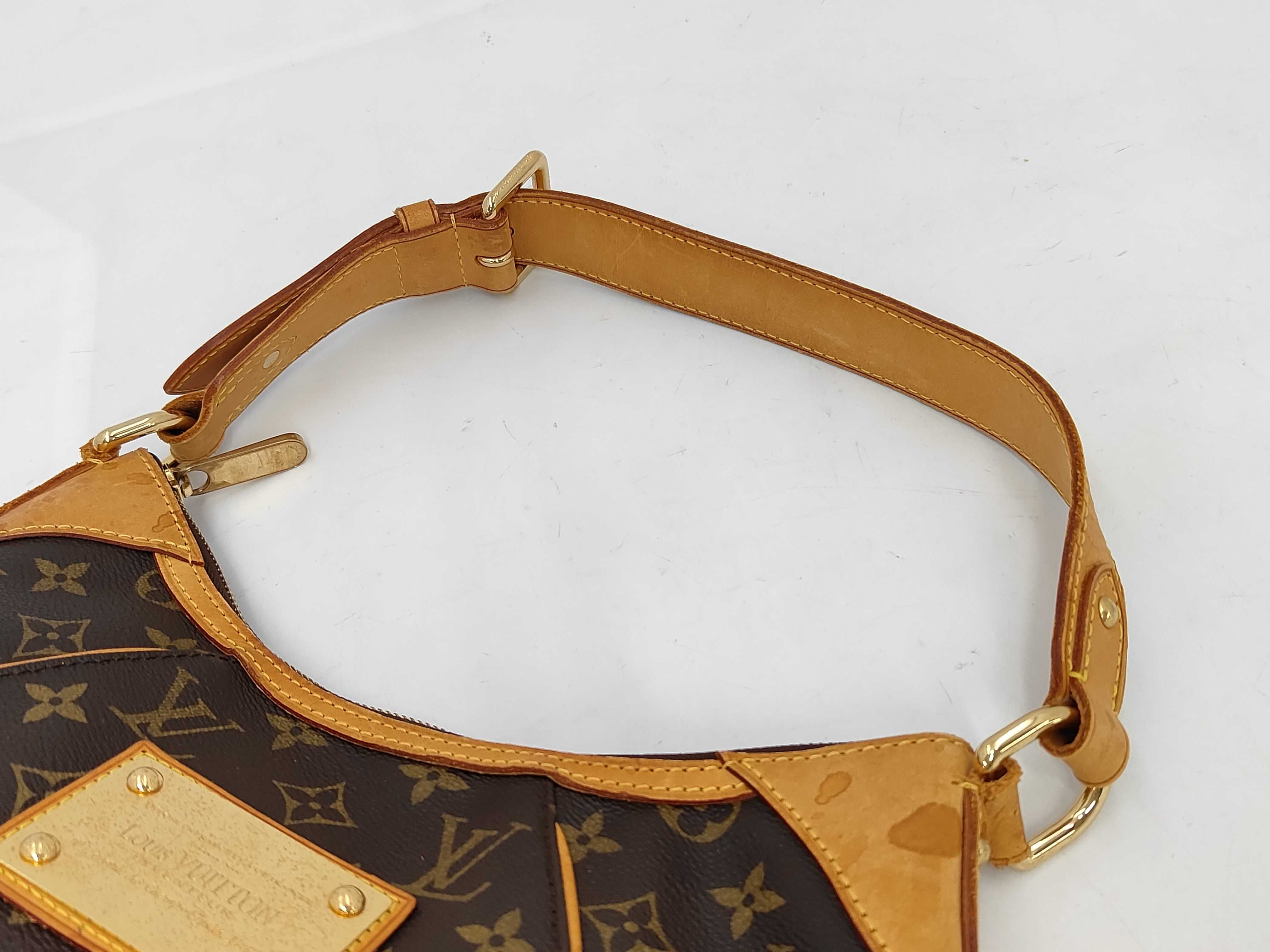 Monogram Thames PM Shoulder Bag M56384 — view 5