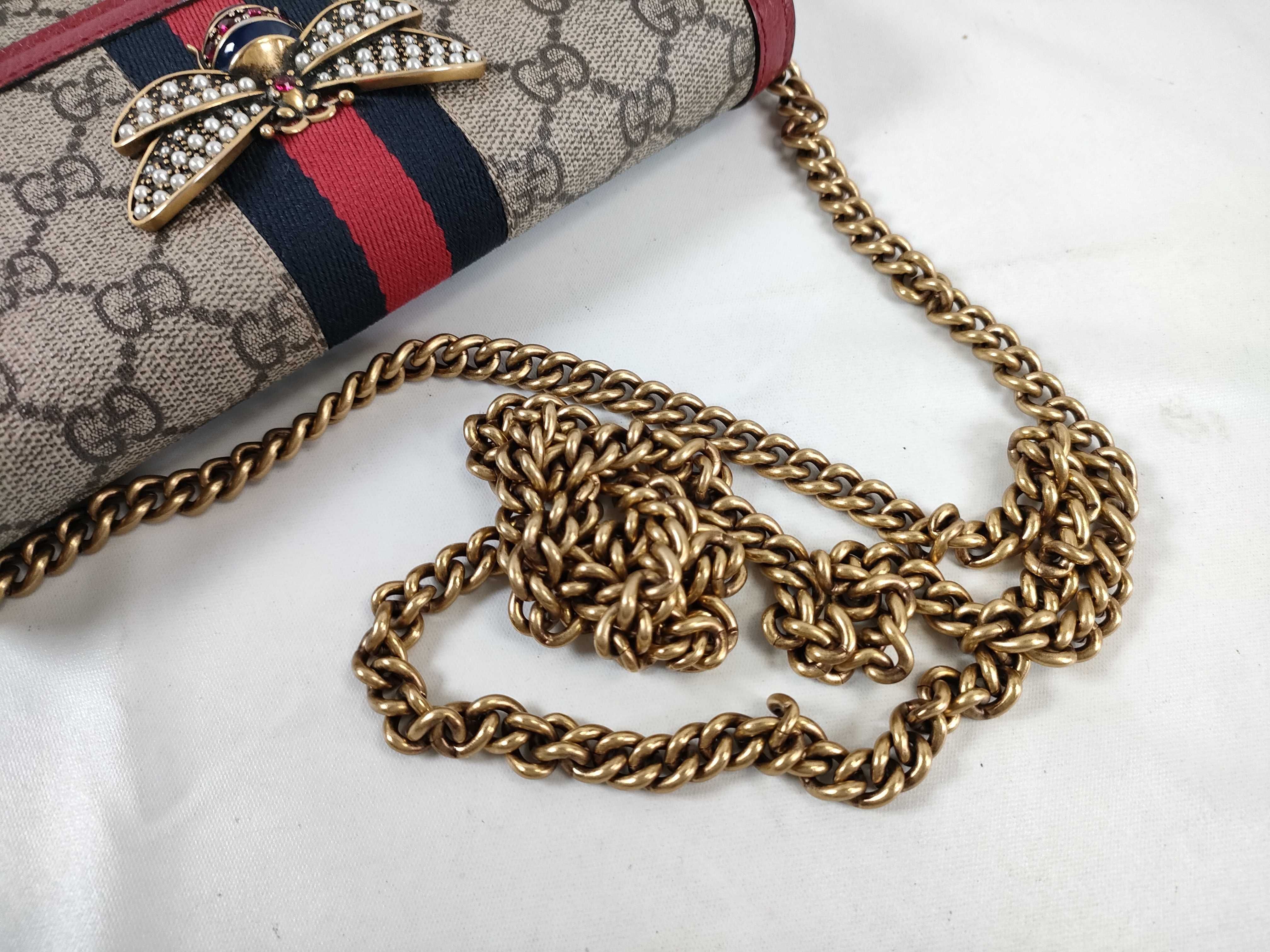 GG Supreme Queen Margaret PVC x Leather Chain Wallet Beige 476079 Shoulder Bag — view 3