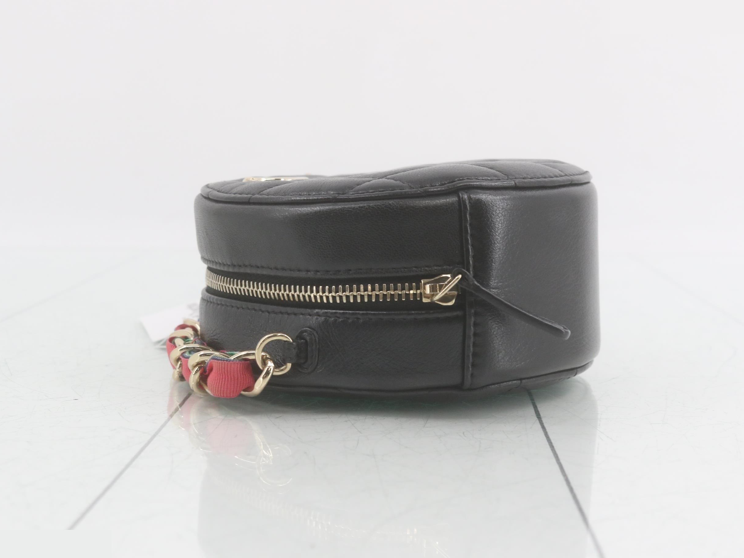 Chain clutch, lambskin — view 4