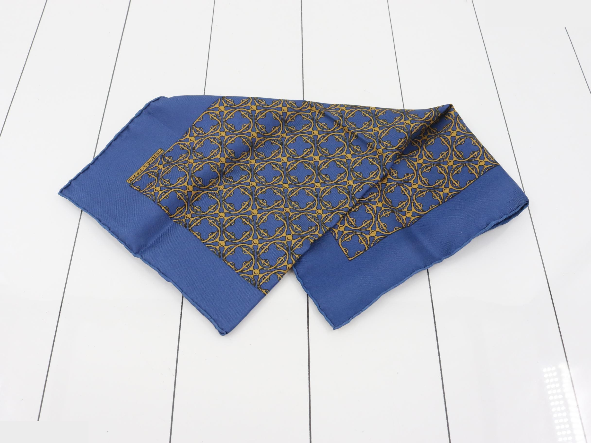 Petit Carré 42 Silk Hermes Women's — view 2