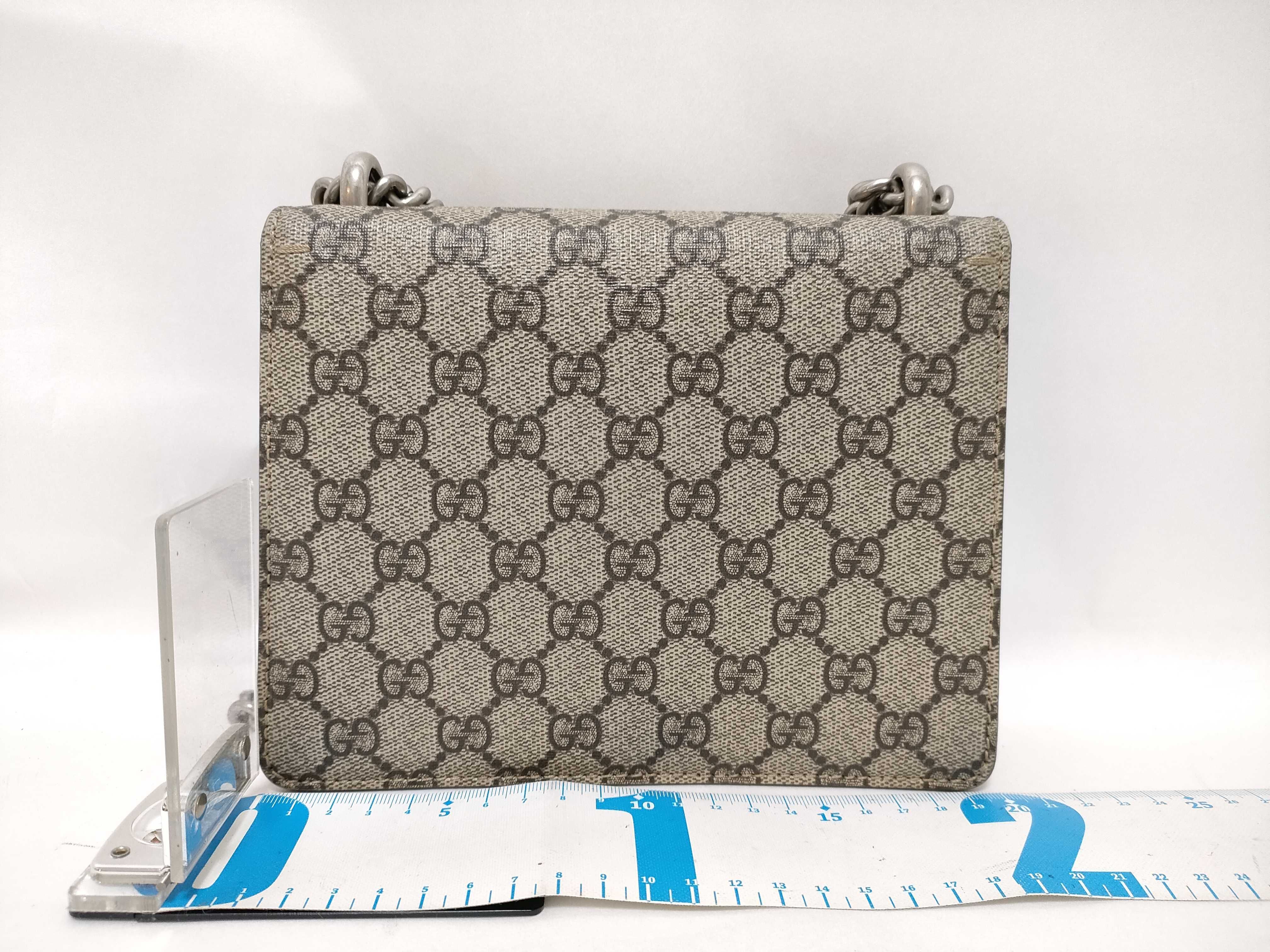 GG Supreme Shoulder Bag — view 2