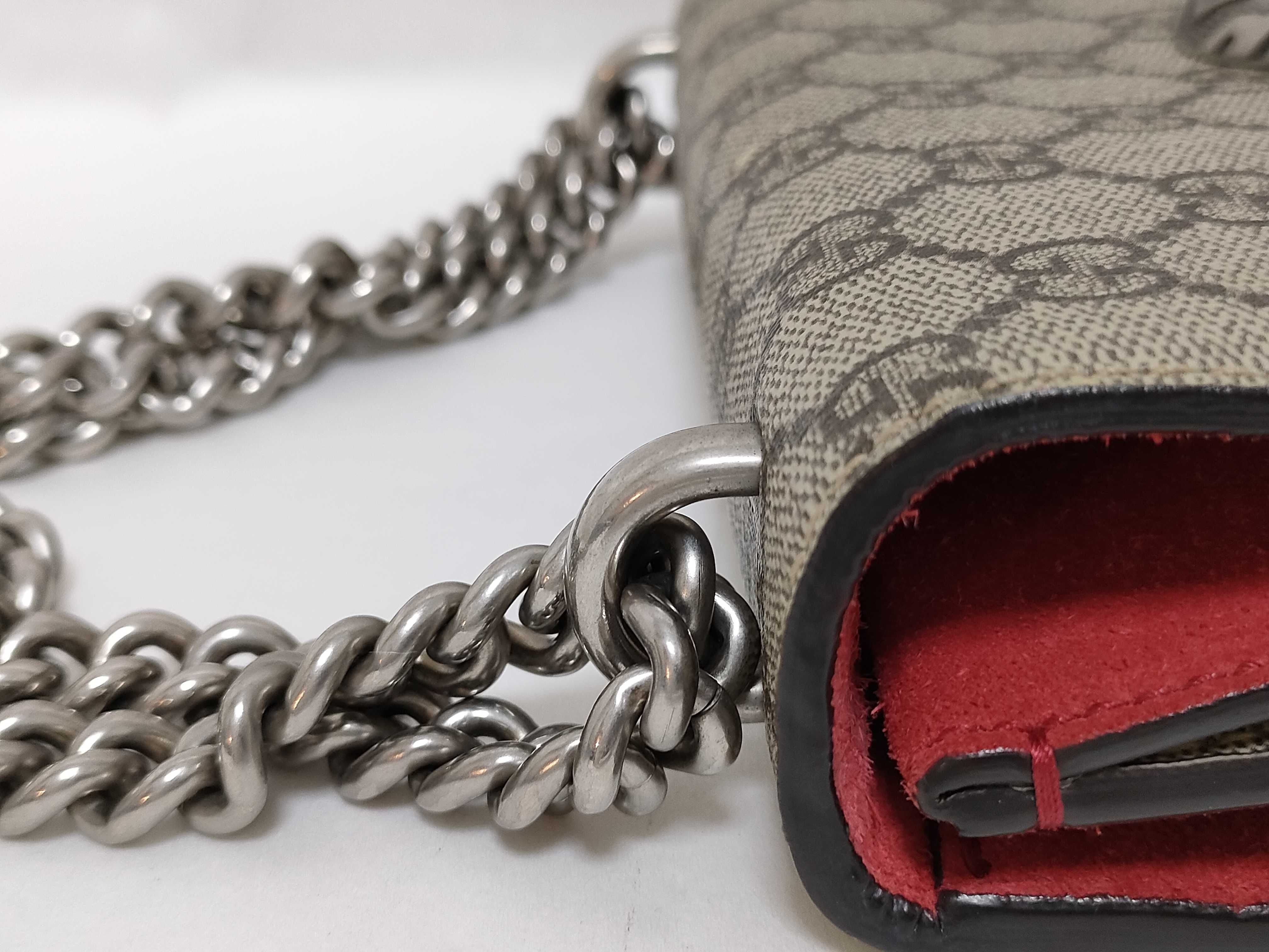 GG Supreme Shoulder Bag — view 5