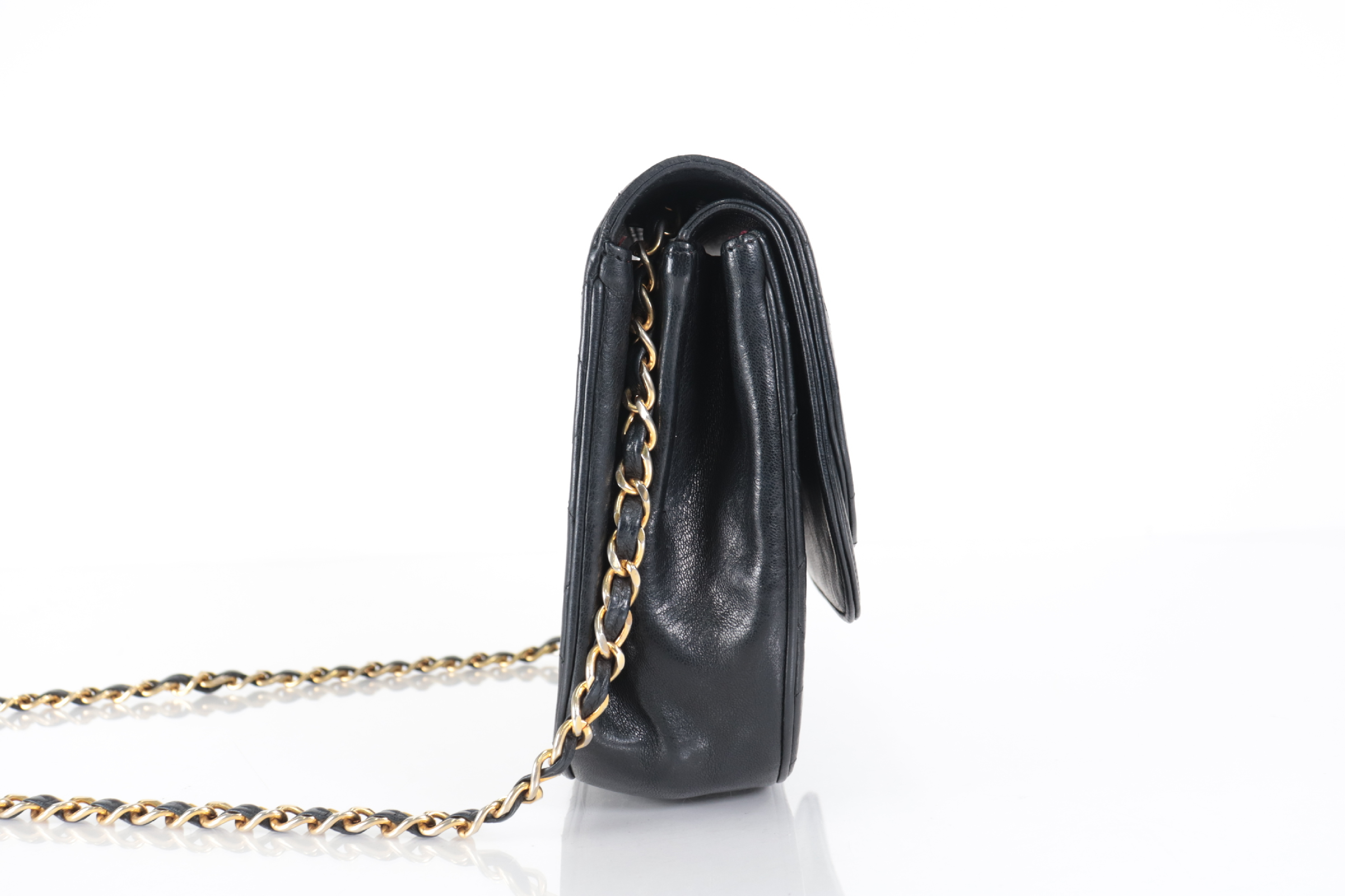 Round Double Flap Lambskin Chain Shoulder Bag — view 3