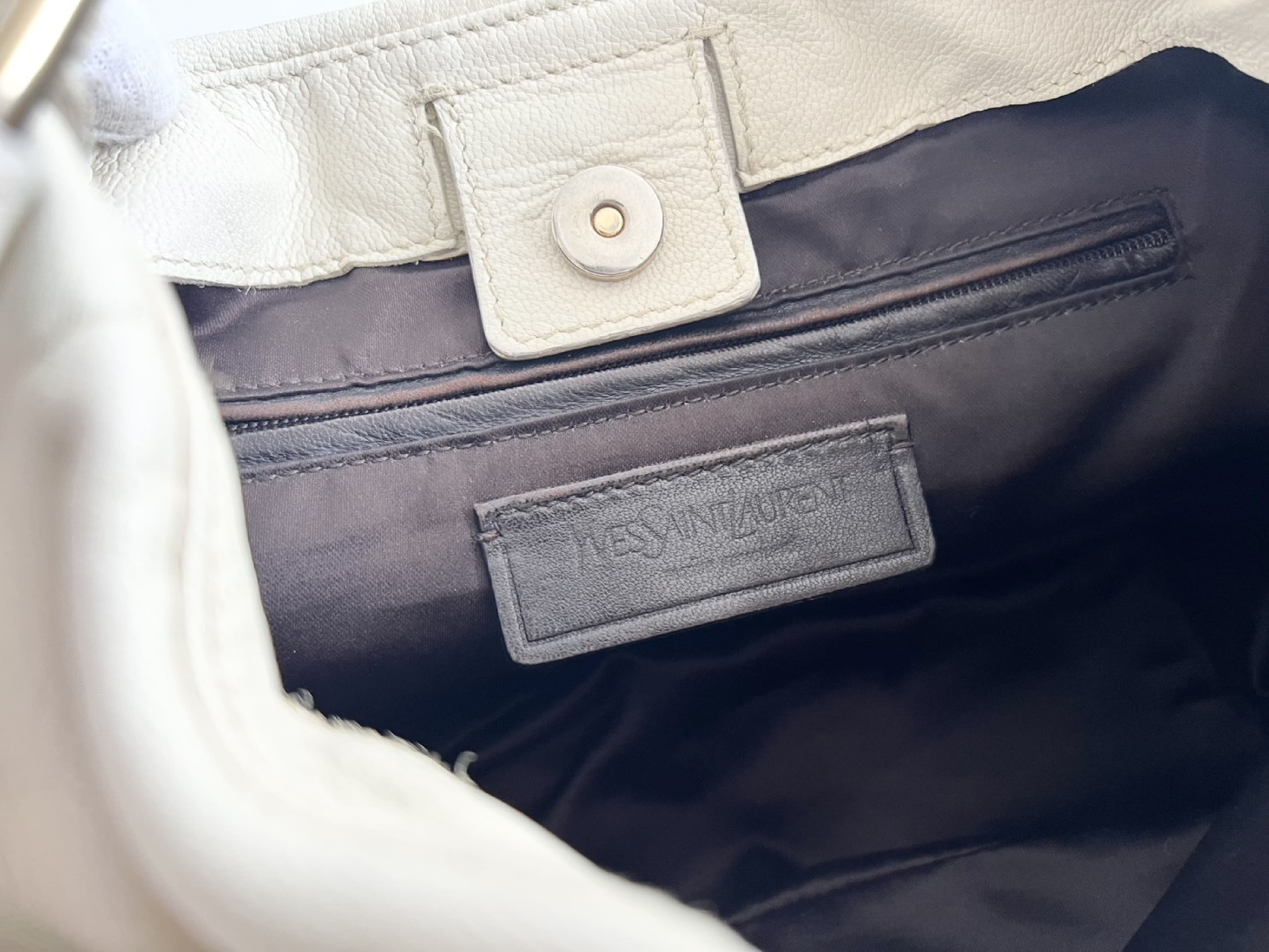 Rive Gauche Saharienne Ring Leather Shoulder Bag — view 6