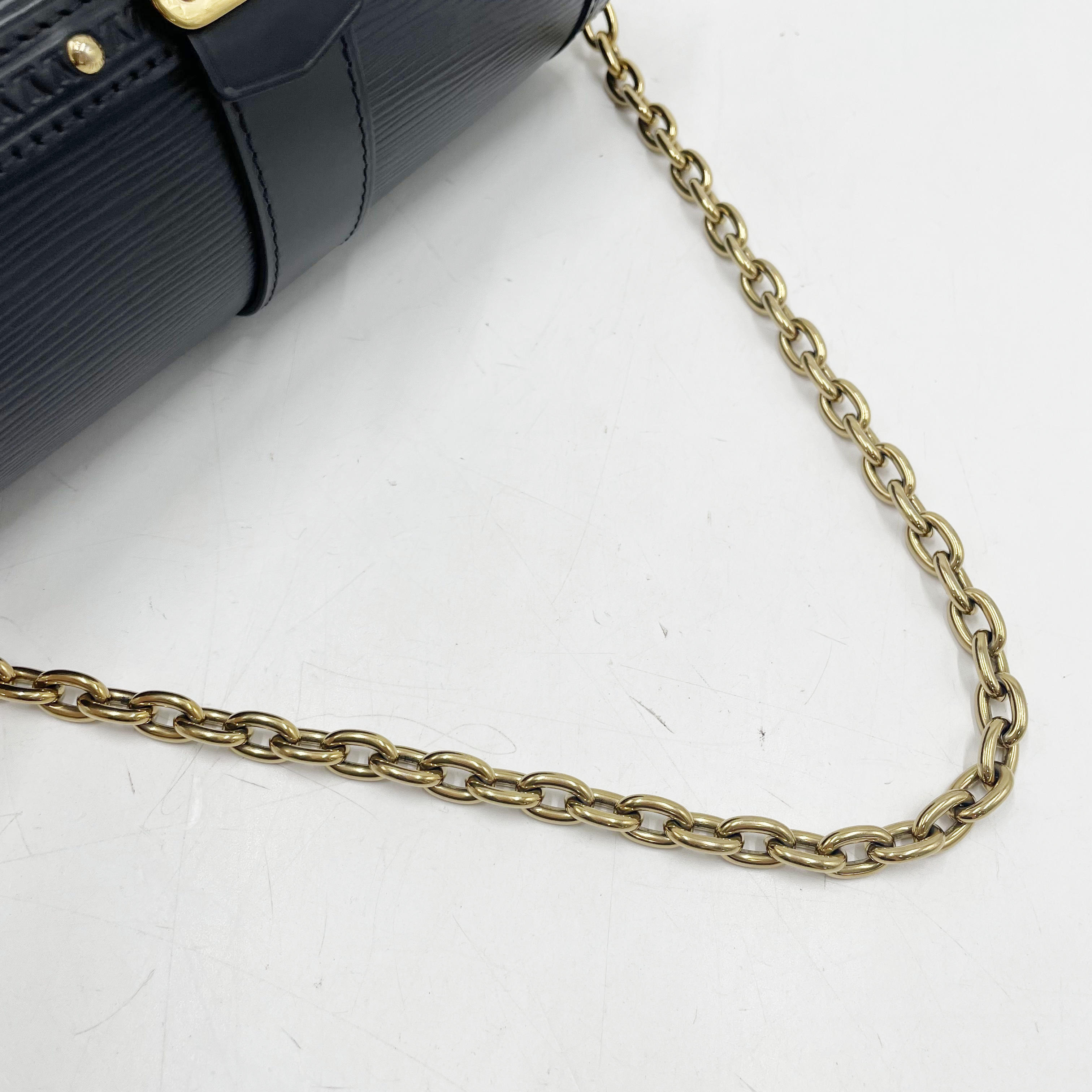 Papillon Trunk M58655 Epi Noir IC Handbag — view 6