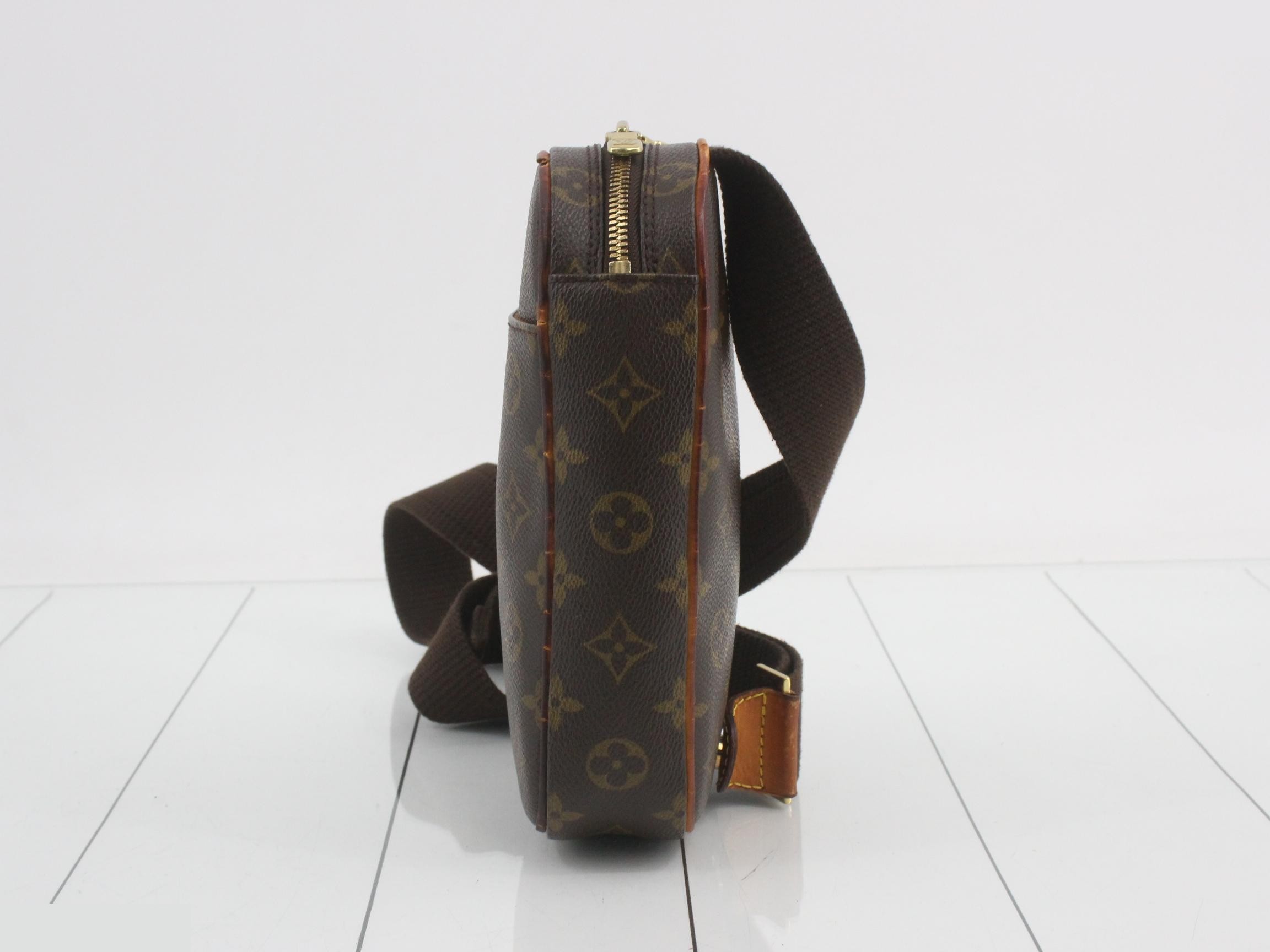 Pochette Gange — view 3