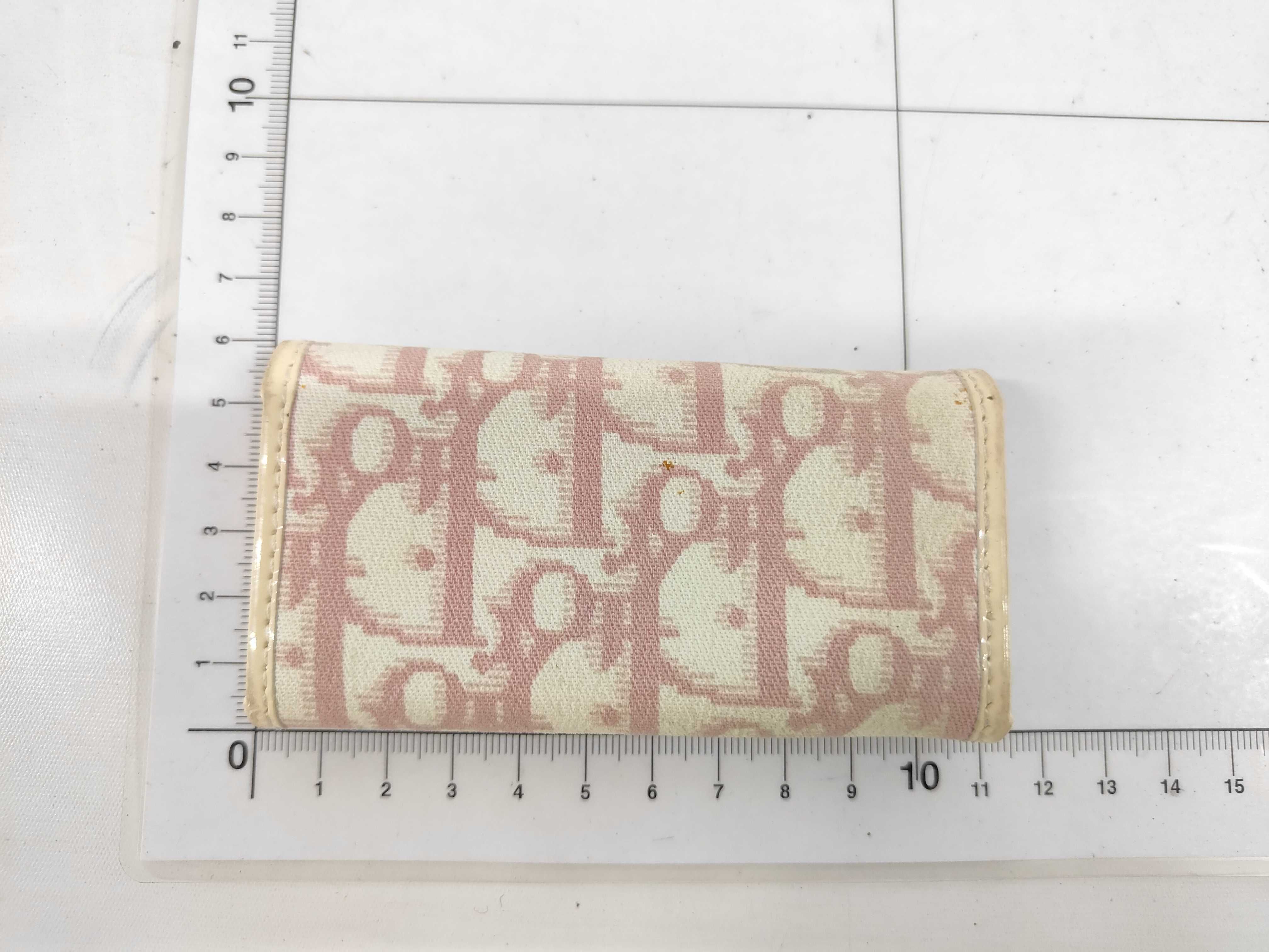 key case 4 rows key case/key chain — view 2