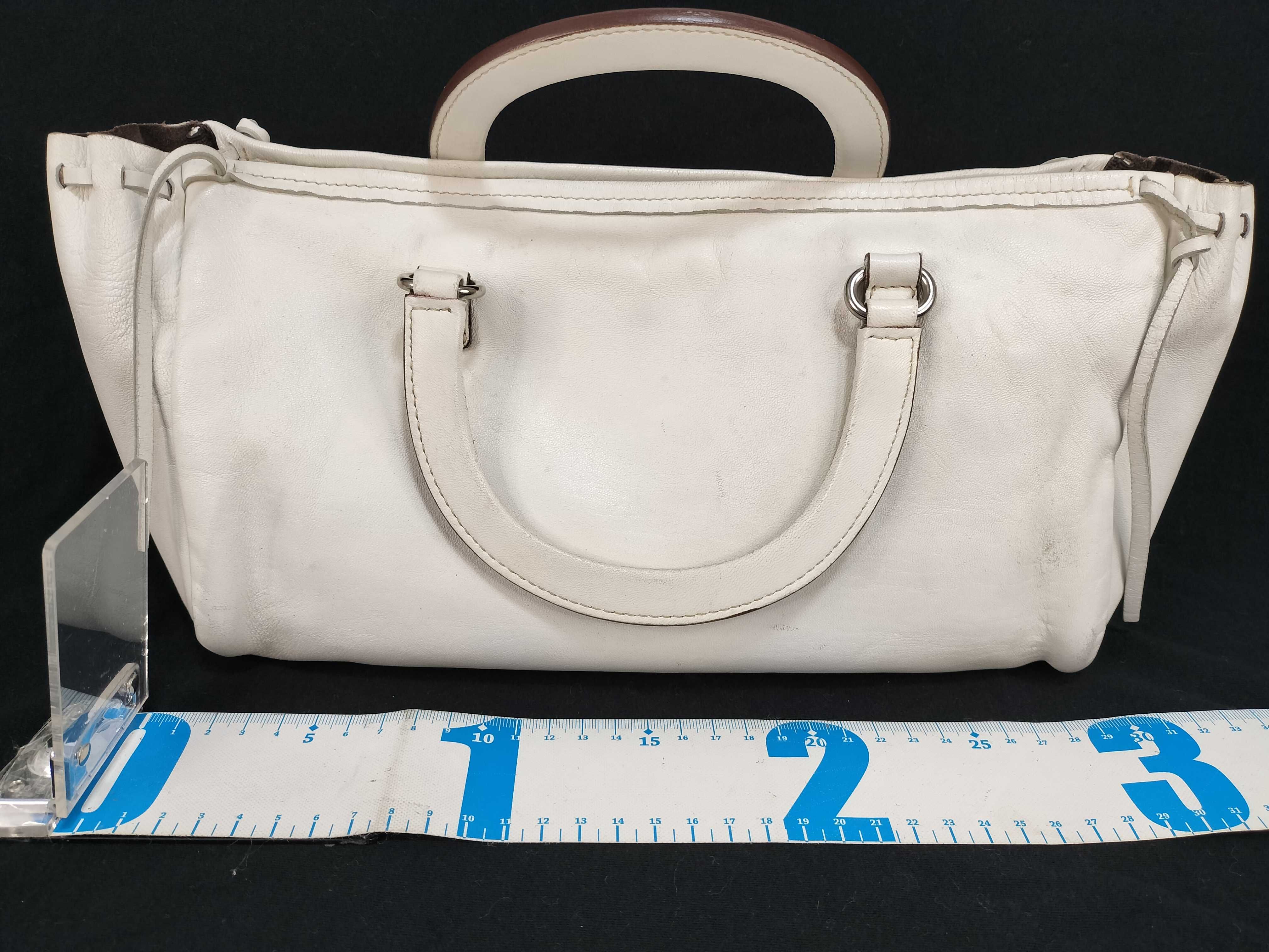 handbag — view 2