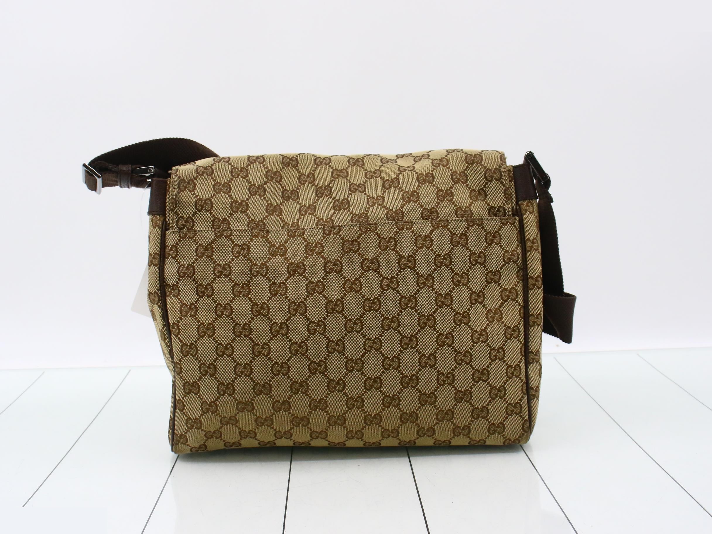 GG Canvas Shoulder Bag — view 2