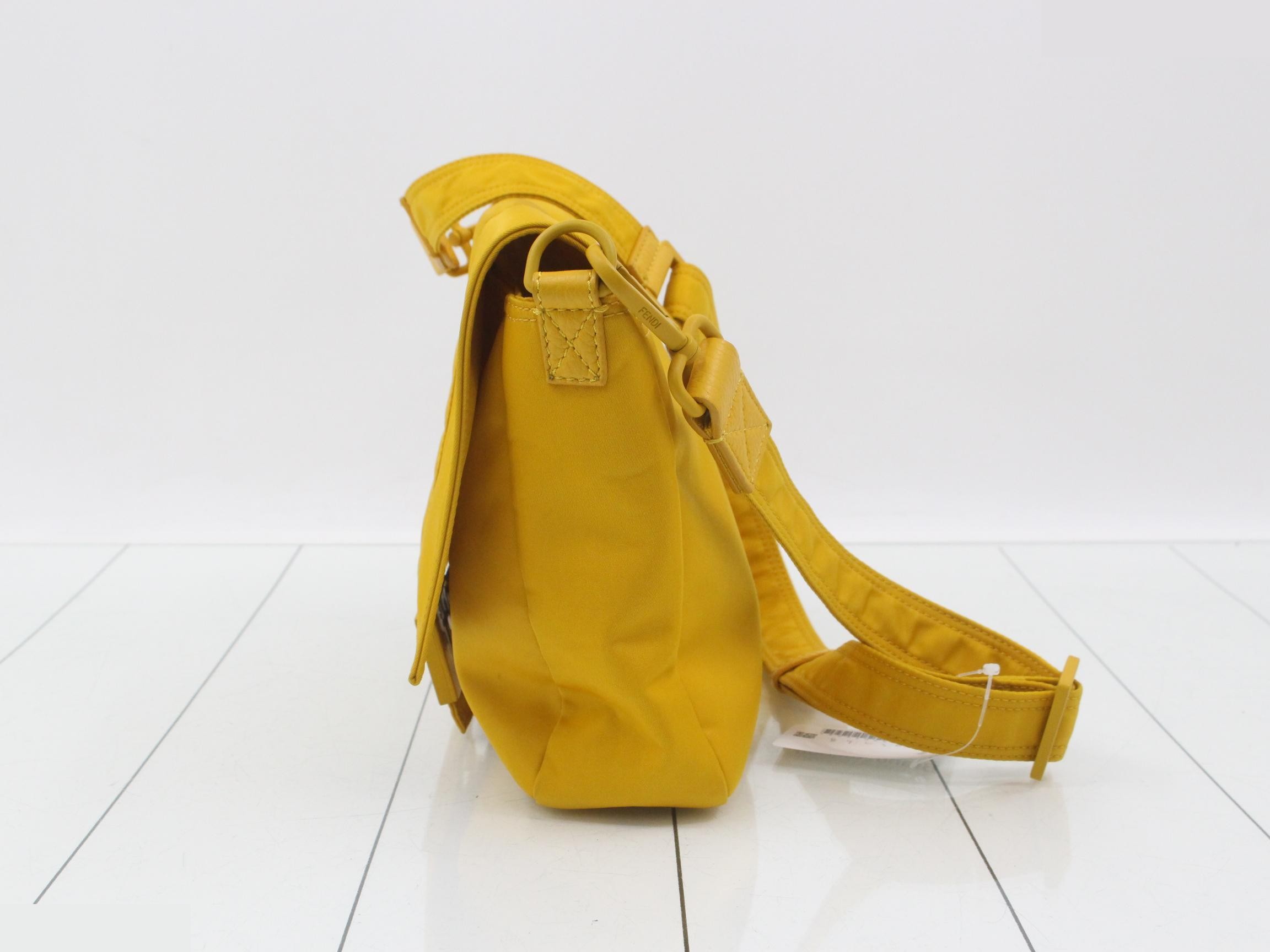 Other lines: Bags and shoulder bags — view 3