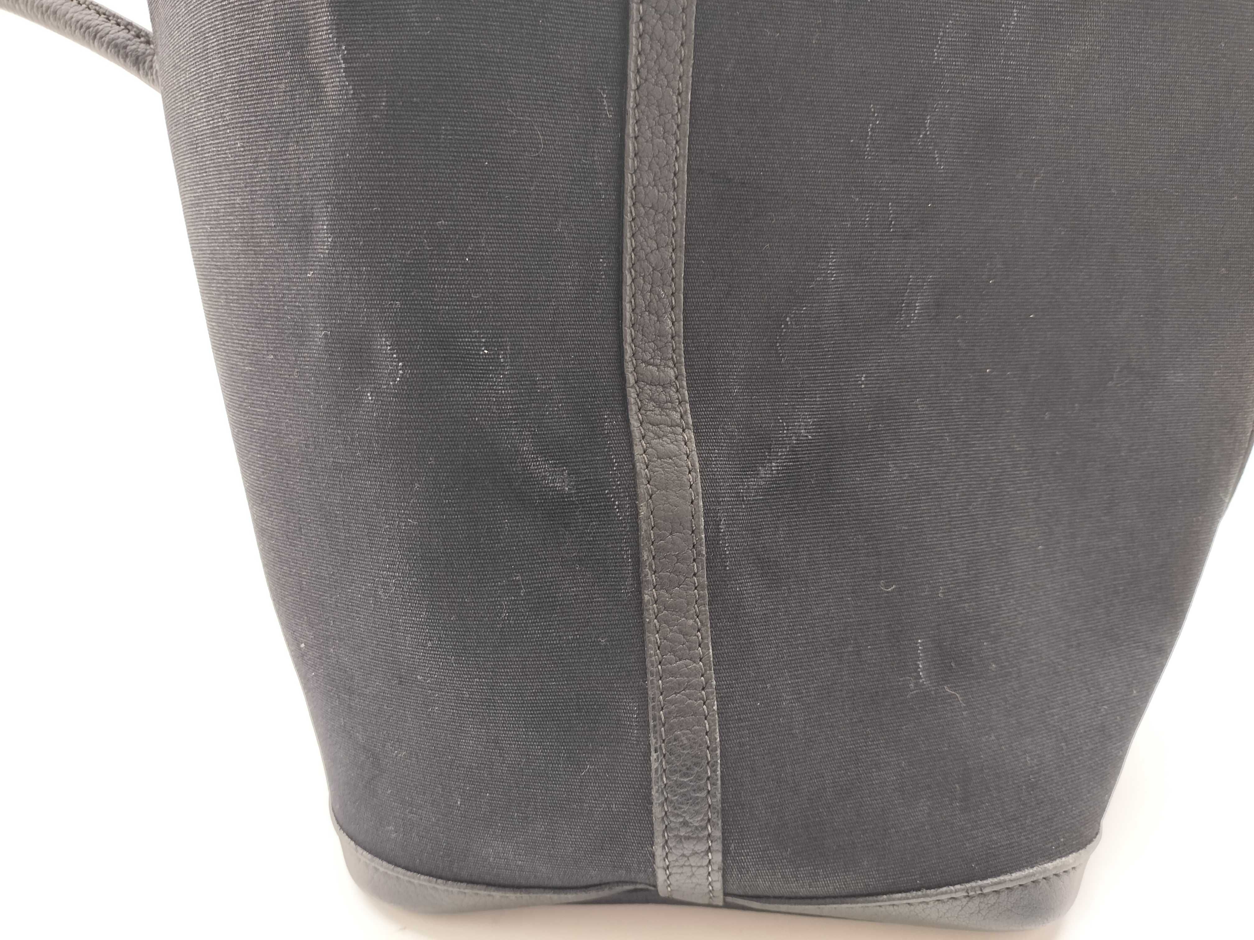 Garden Party PM Handbag I Stamp Handbag — view 15