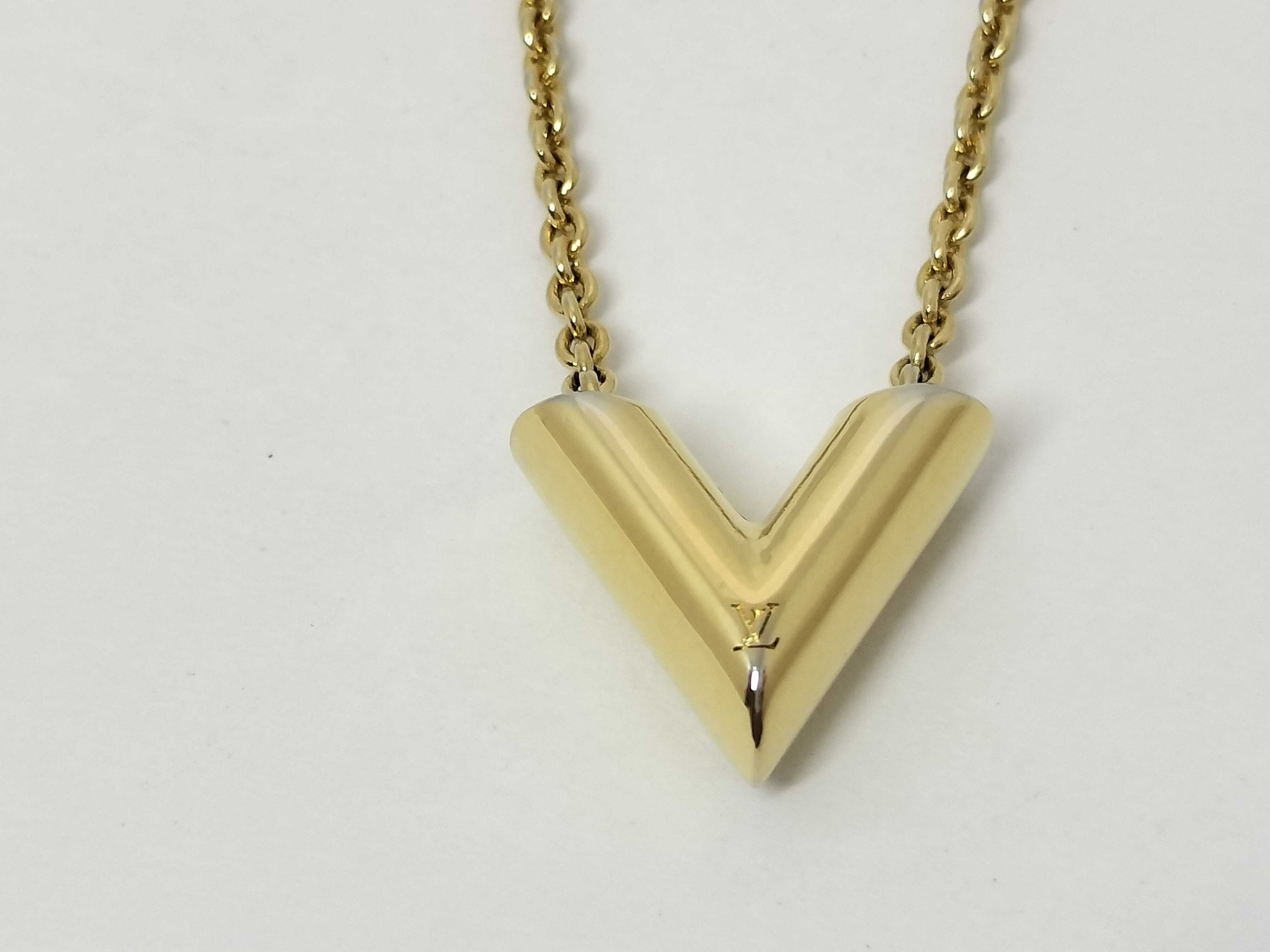 Essential V Necklace GP M00857 OB0233 Necklace