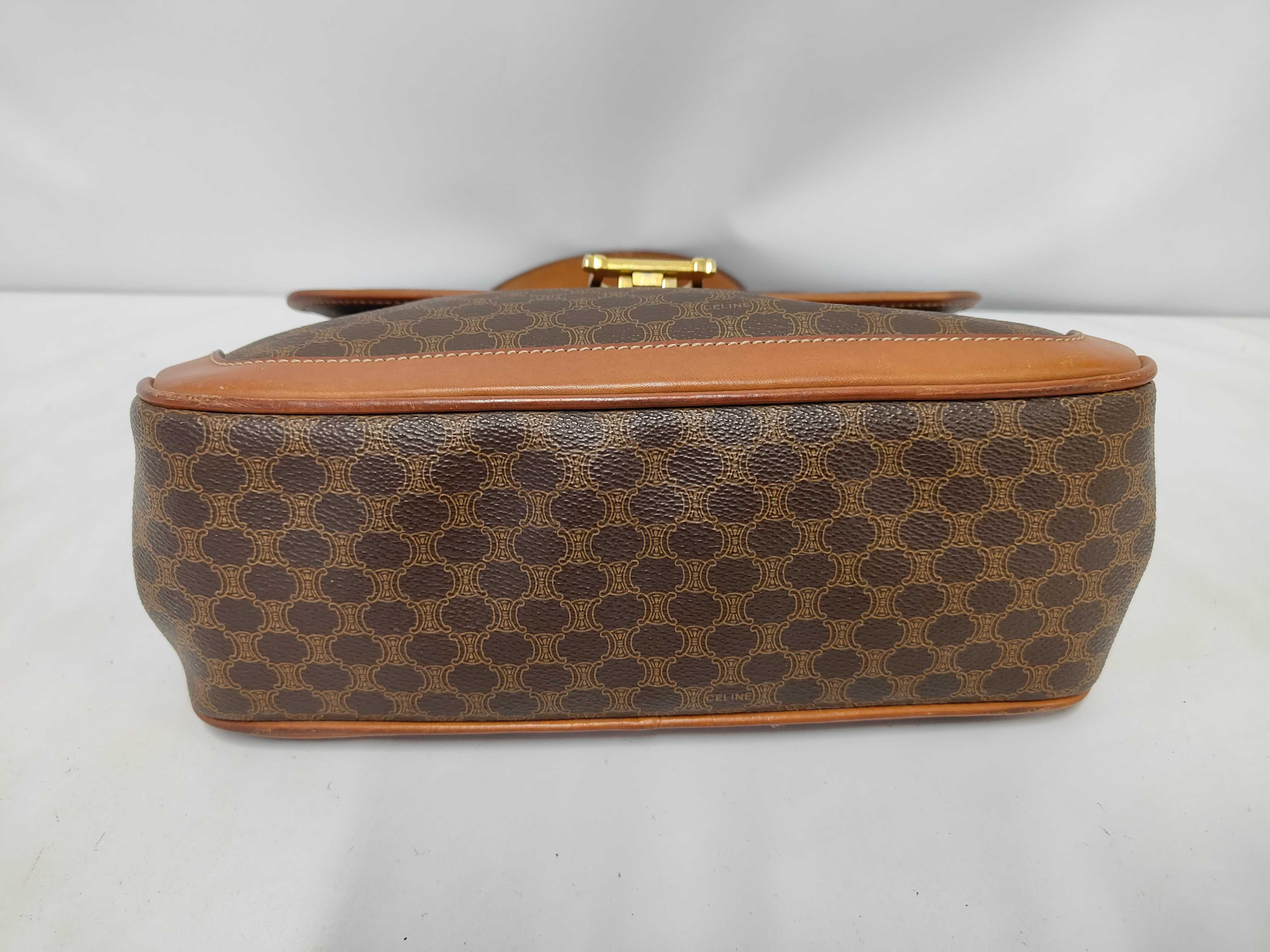 handbag — view 3