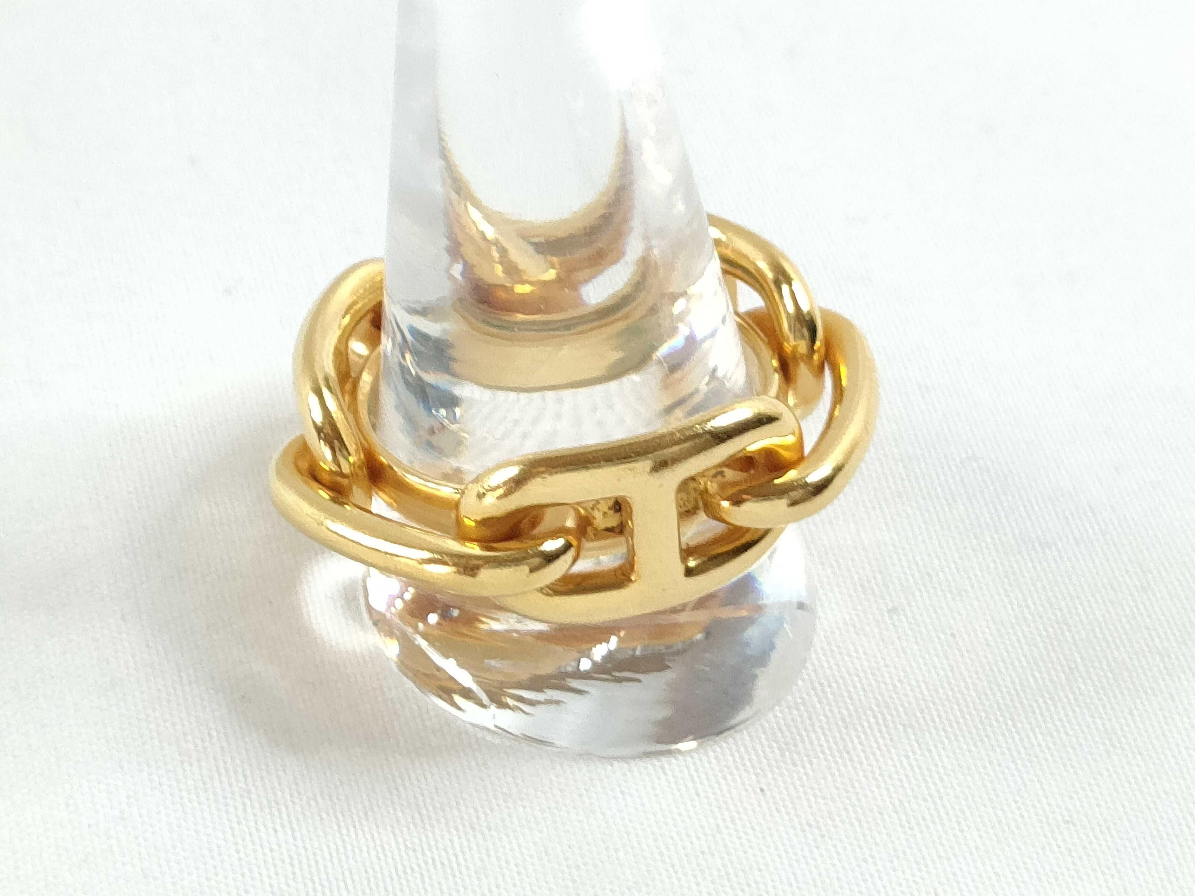 scarf ring and other accessories — view 4
