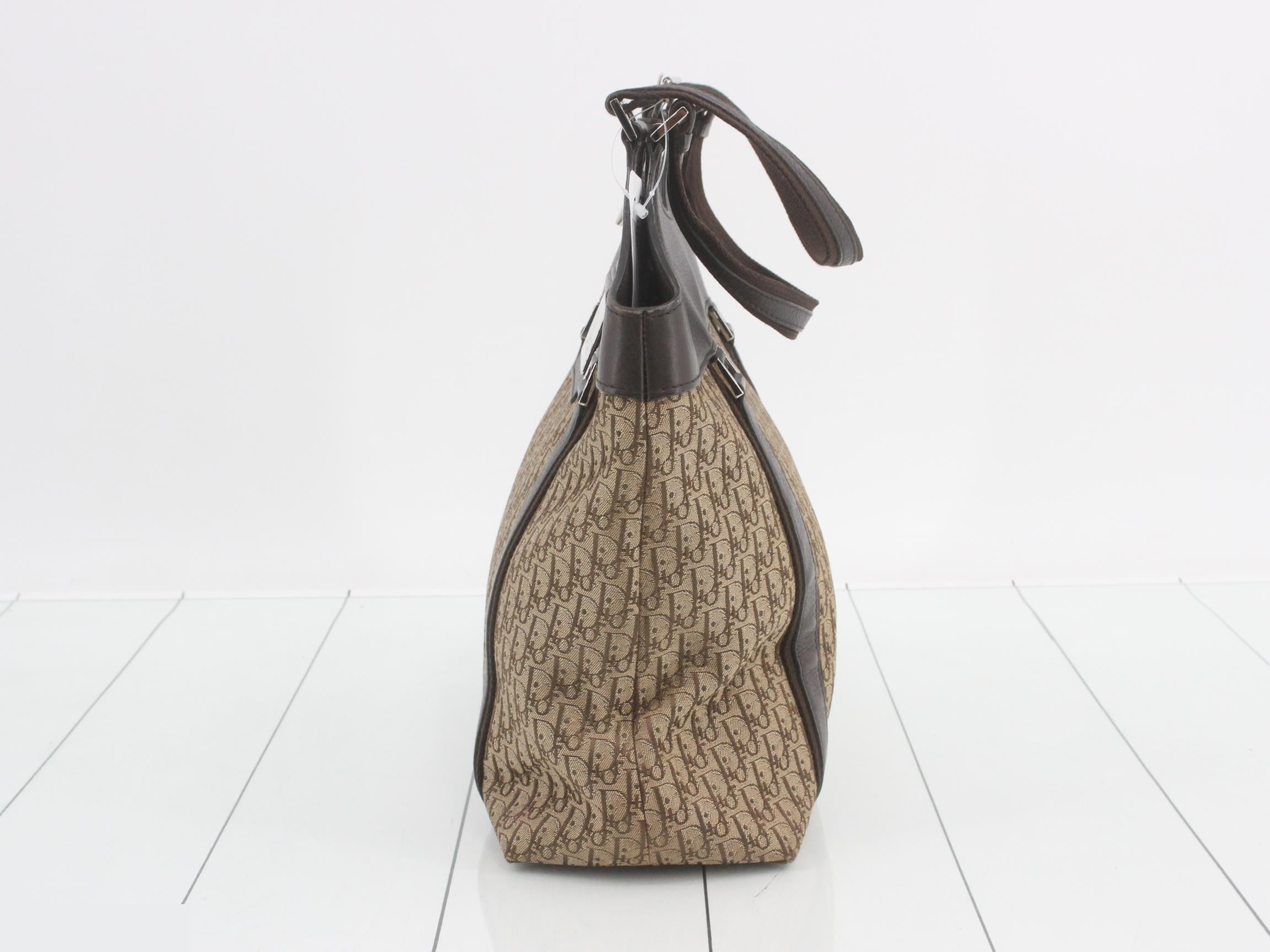 Trotter (bag) - Shoulder bag — view 3