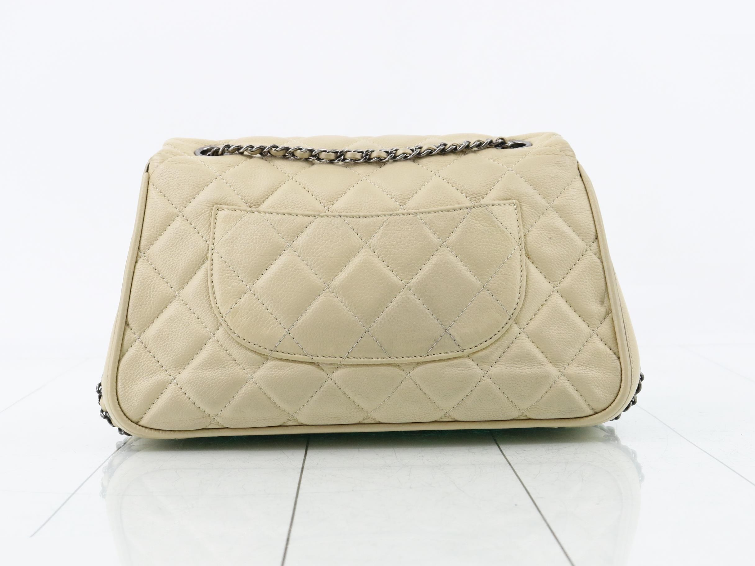Matelassé (bag) - Shoulder bag — view 2