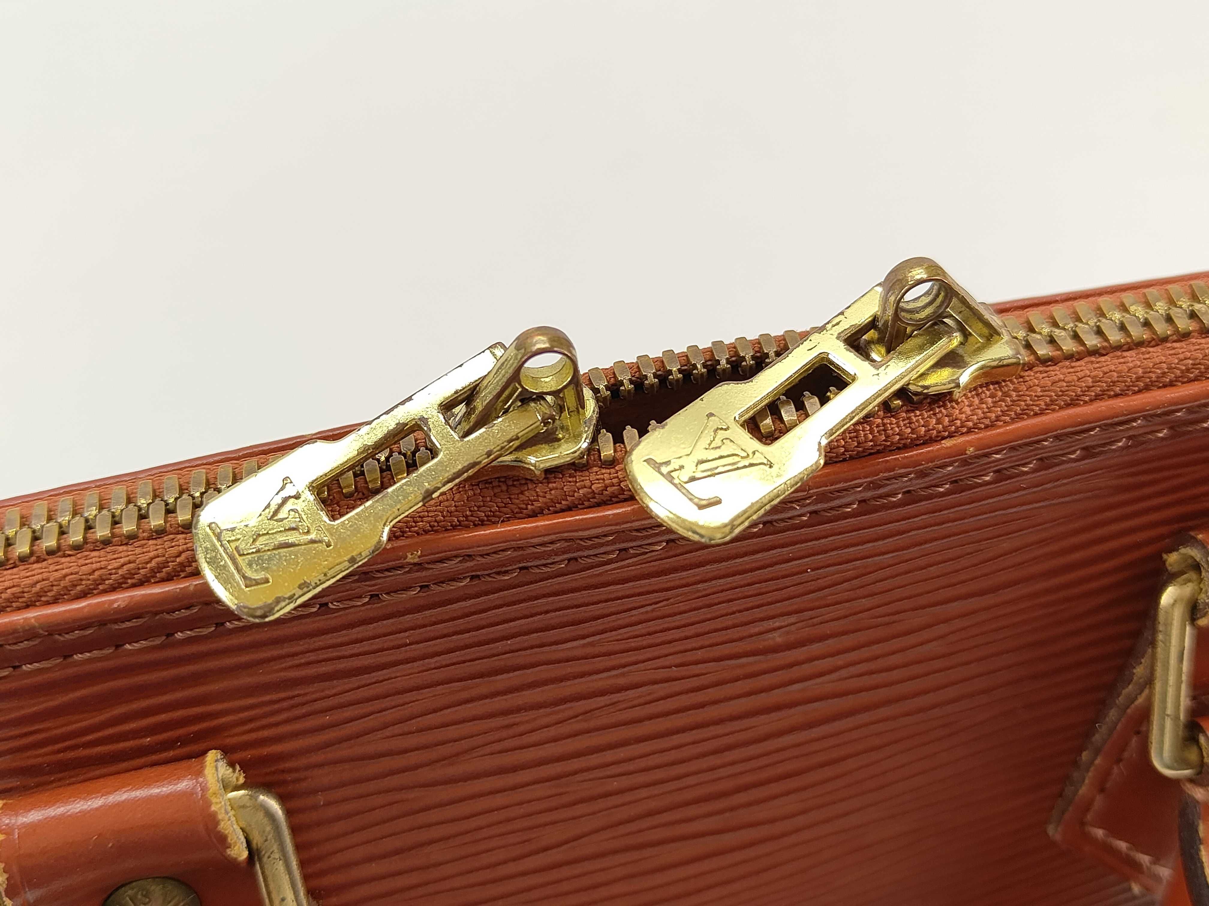 Epi Alma M52143 MI1906 Handbag — view 9