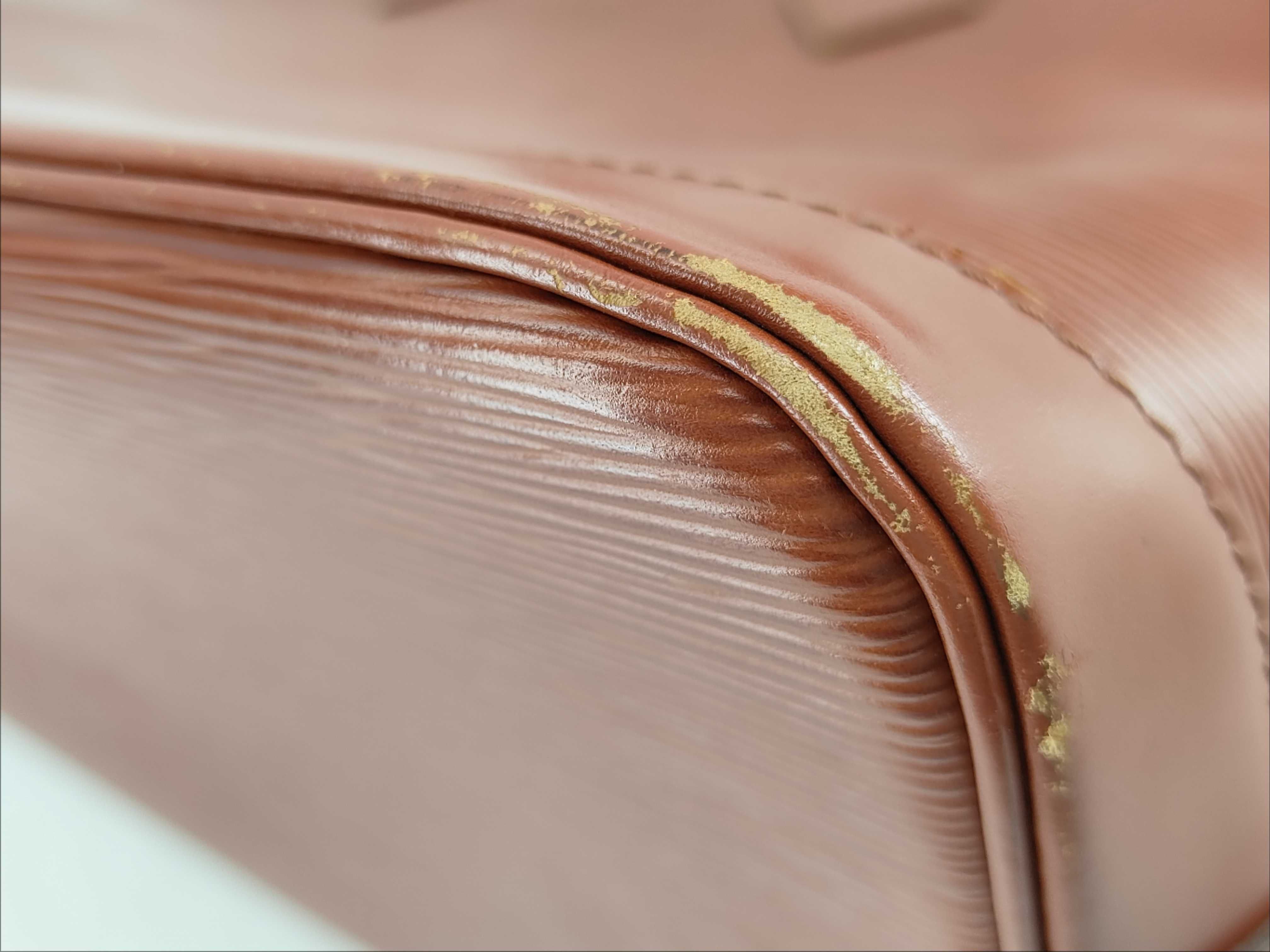 Epi Alma M52143 MI1906 Handbag — view 10