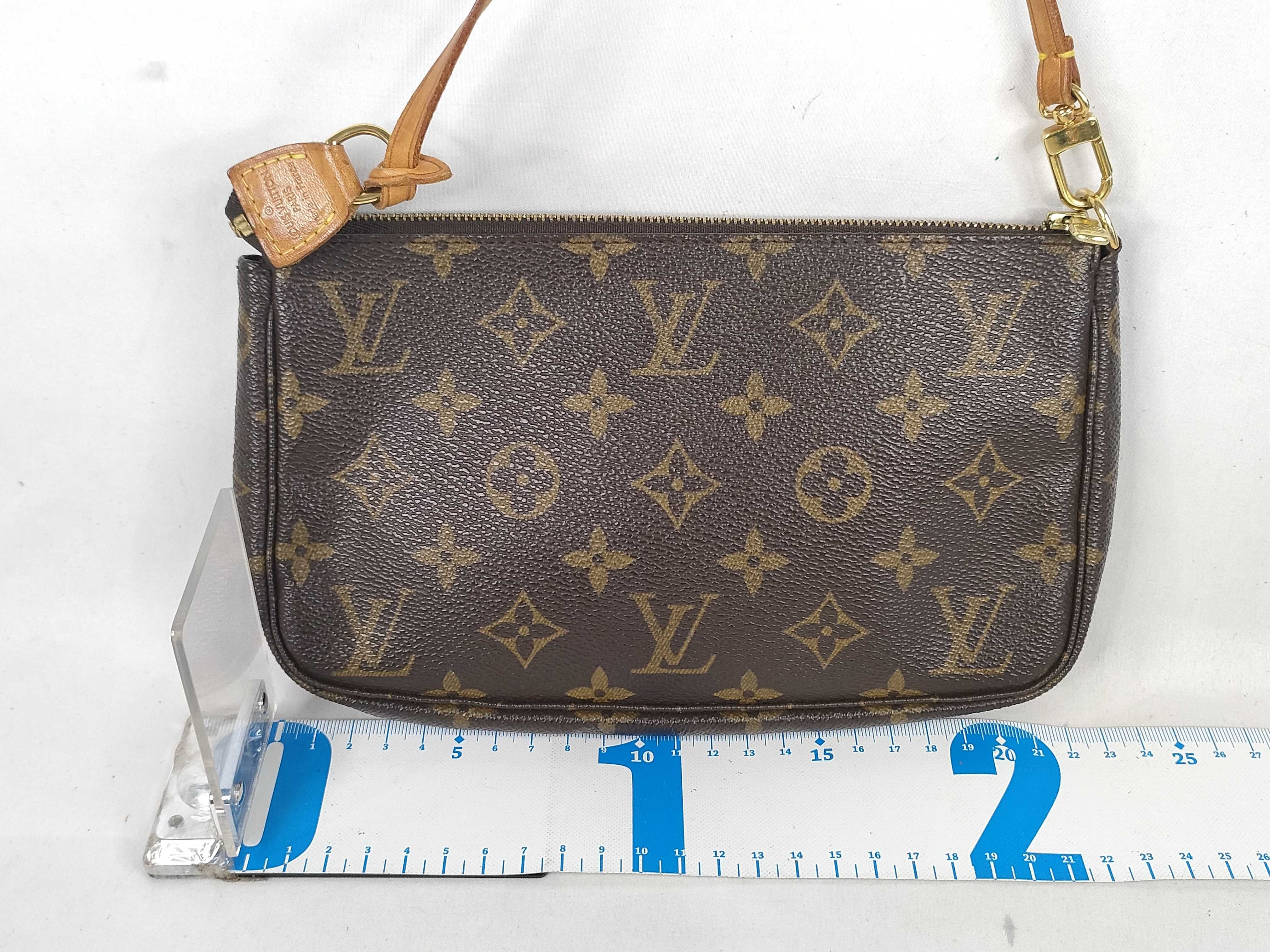 Monogram Pochette Accessoires M51980 VI1020 Handbag — view 2