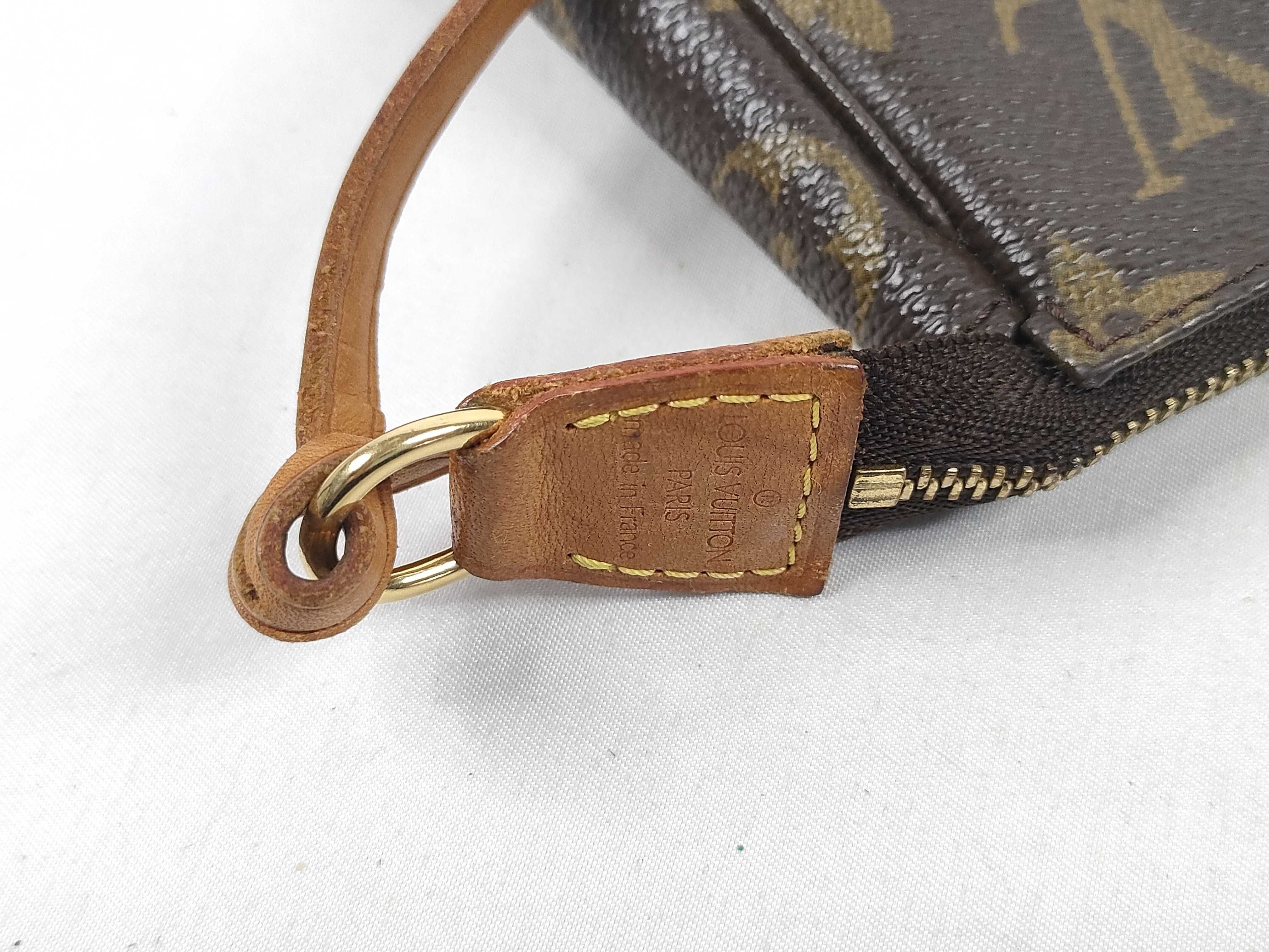 Monogram Pochette Accessoires M51980 VI1020 Handbag — view 11