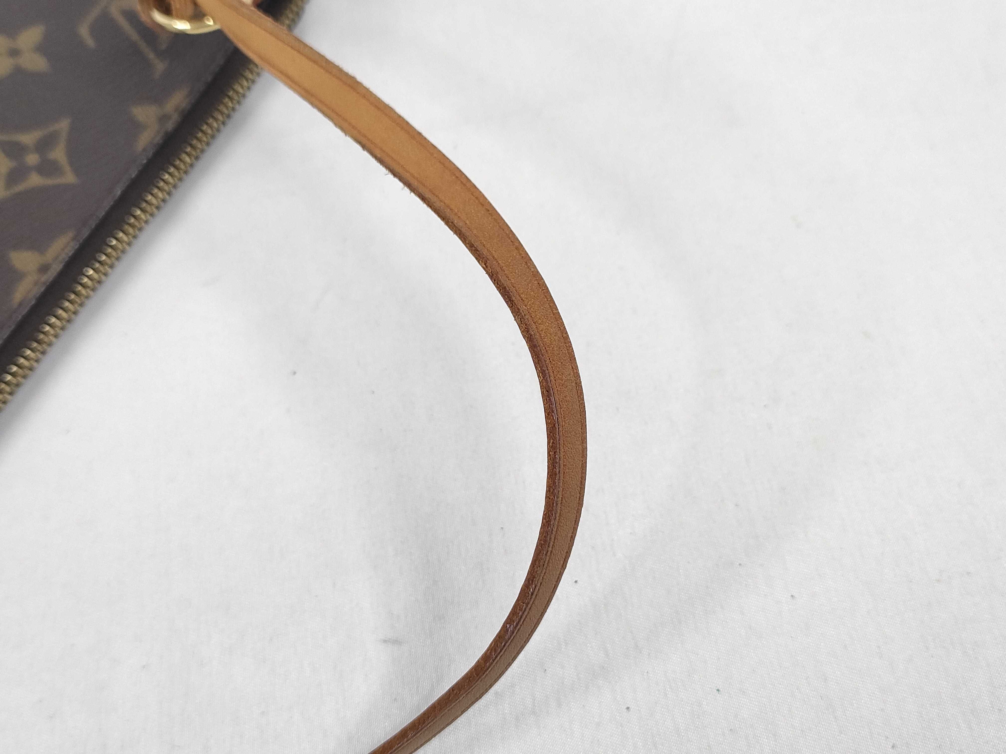 Monogram Pochette Accessoires M51980 VI1020 Handbag — view 4