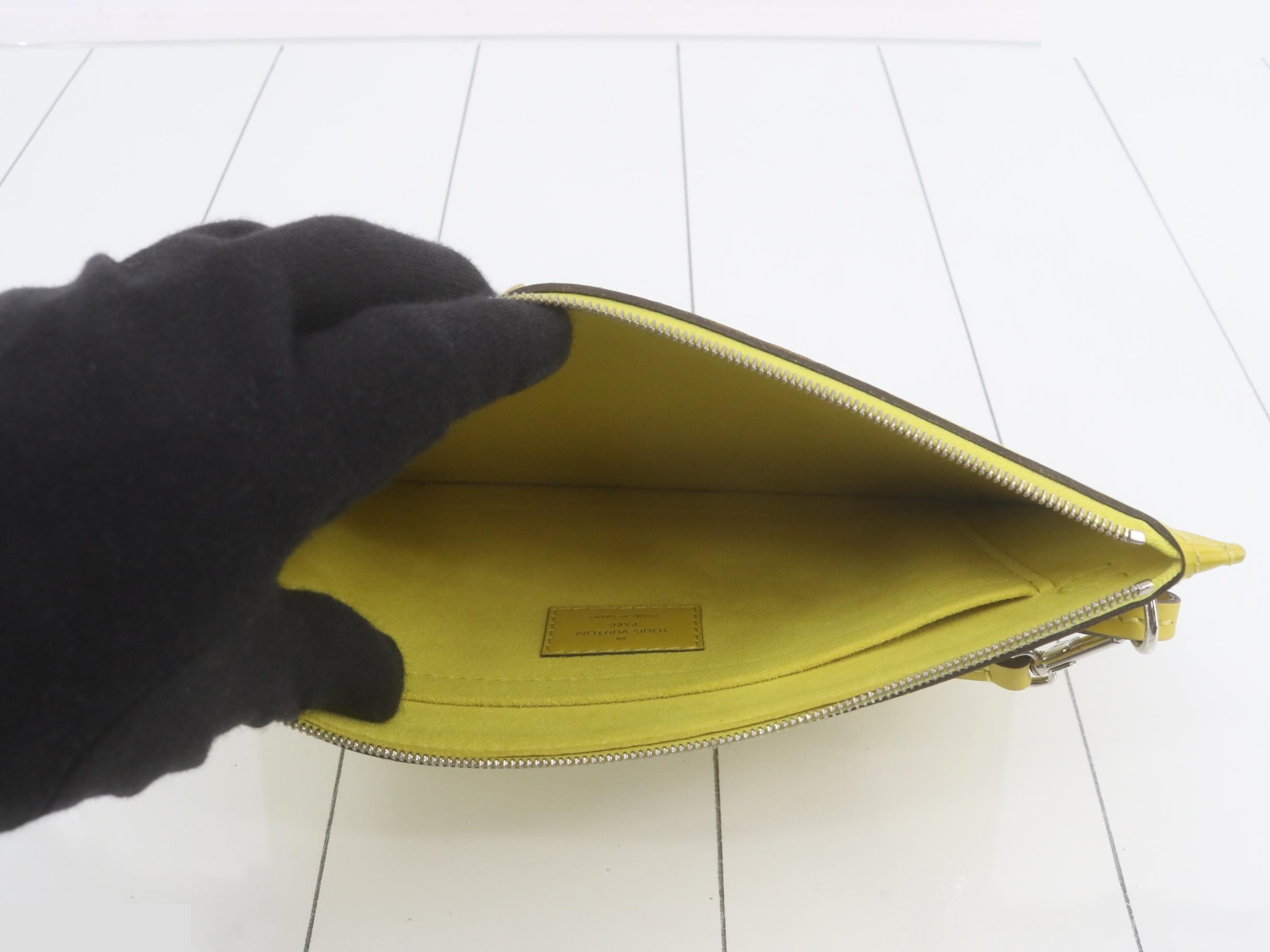 Neverfull MM Pouch — view 4