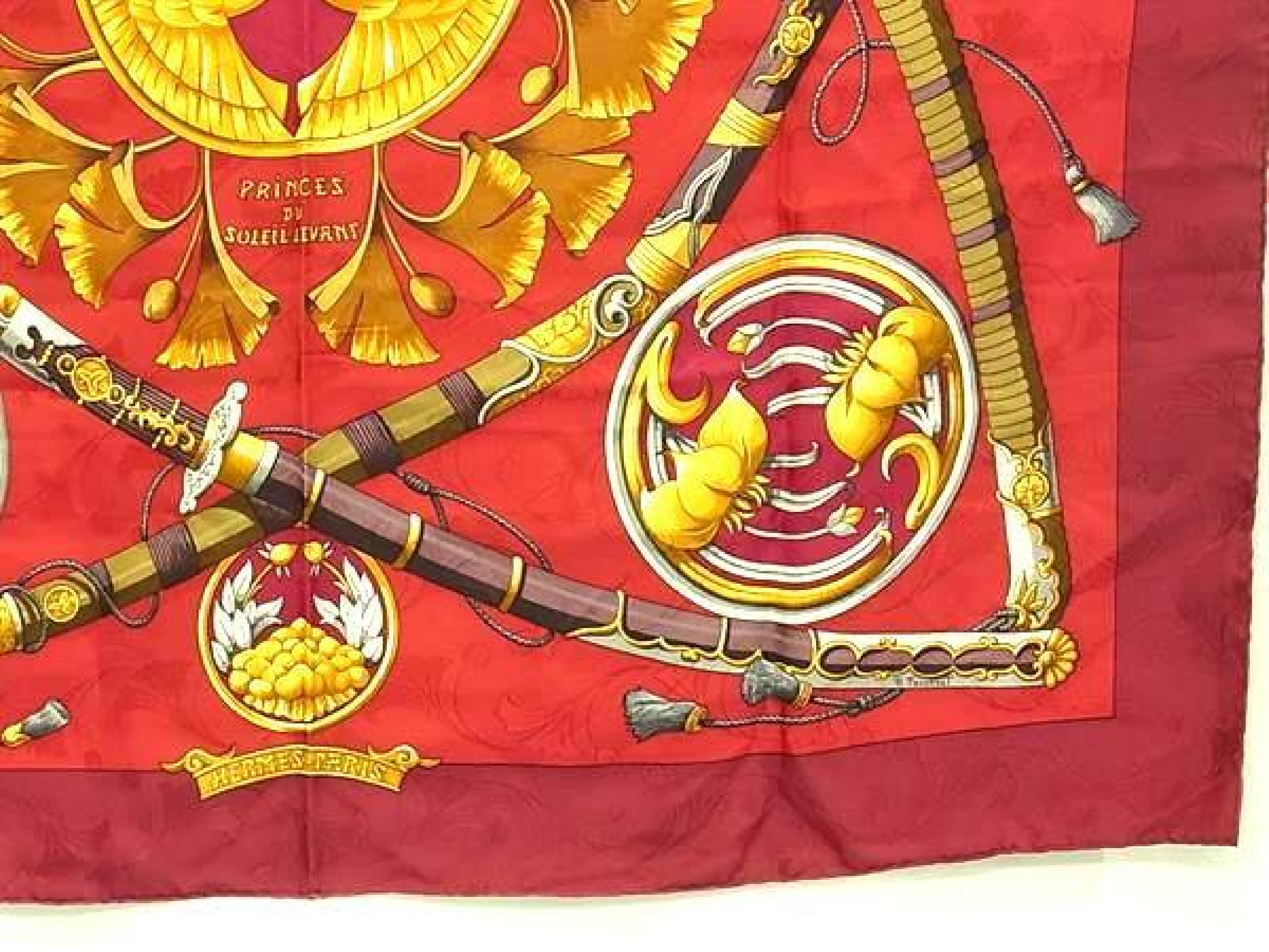 DAIMYO PRINCES DU SOLEIL LEVANT [Daimyo Prince of the Land of the Rising Sun] Kare90 100% Silk Large Scarf Red EA4060 Other Accessories — view 3