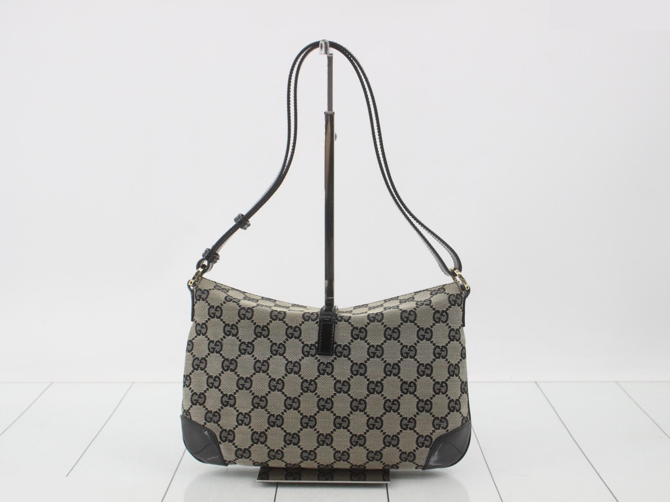 GG Canvas (Bag) - Shoulder Bag — view 2