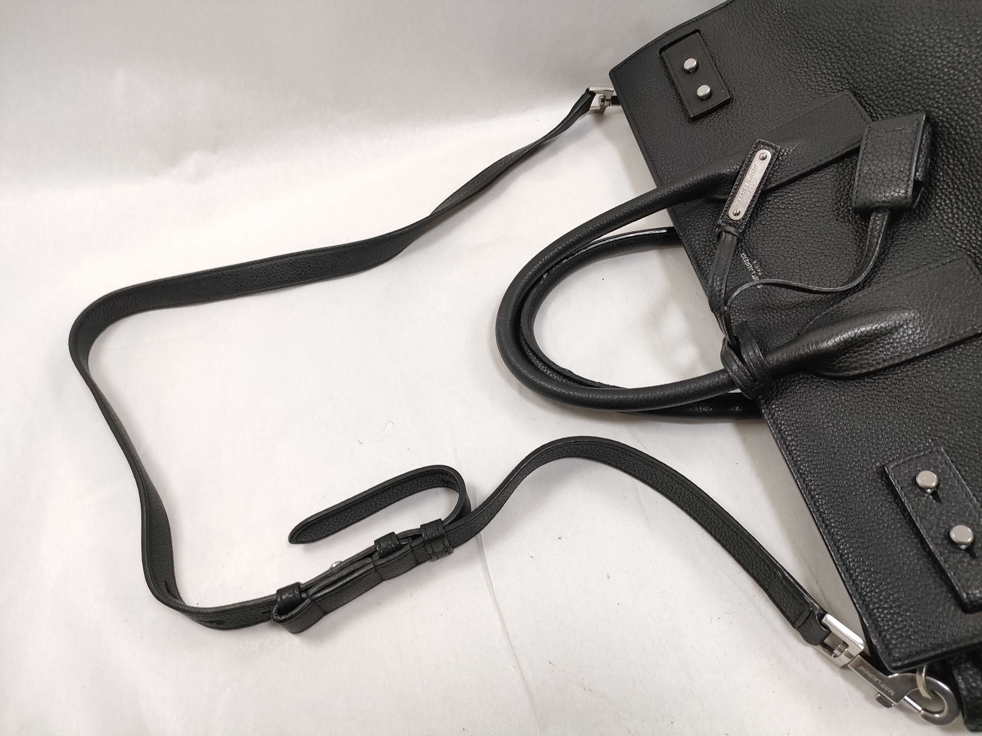 Sac de Jour Grain Leather Large Black Handbag 631526 — view 3
