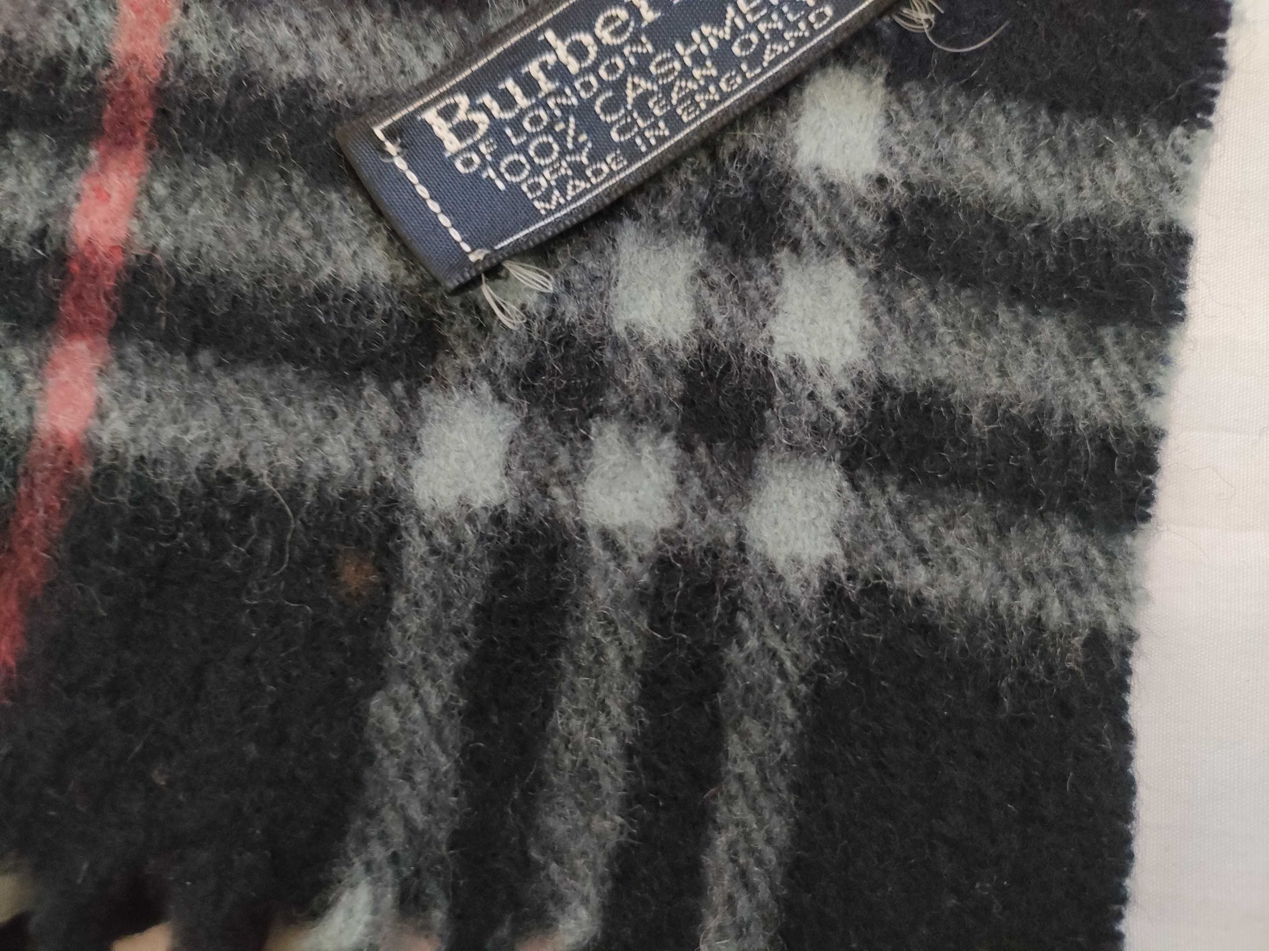 scarf, Nova check pattern, cashmere, and other accessories. — view 7
